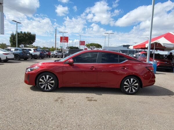 2025 Nissan Sentra - Image 2
