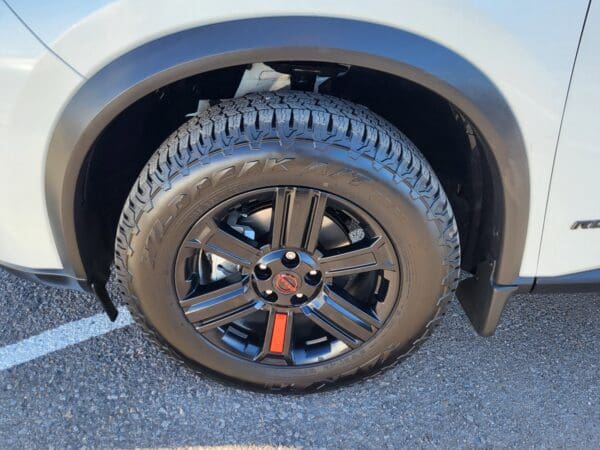 2025 Nissan Rogue - Image 16