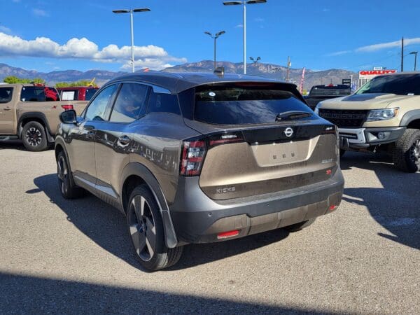 2025 Nissan Kicks