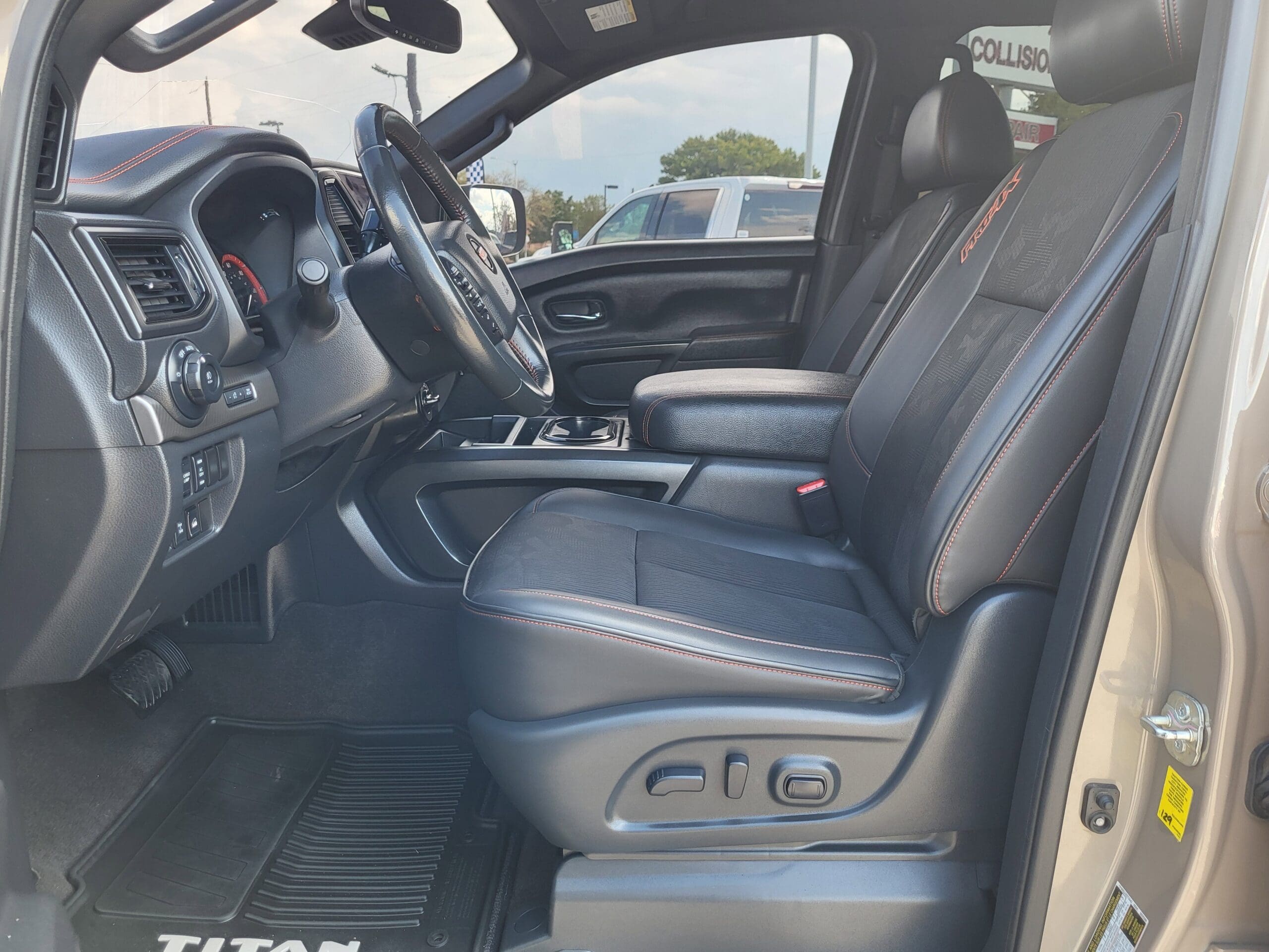 2021 Nissan Titan - Image 8