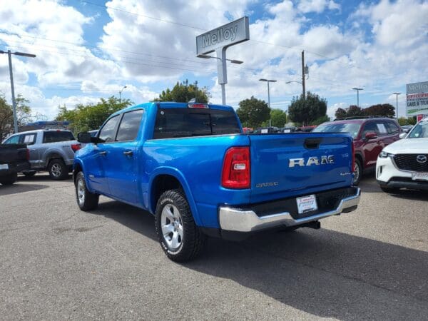 2025 Ram 1500 - Image 3