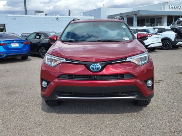 2018 Toyota RAV4 - Image 5