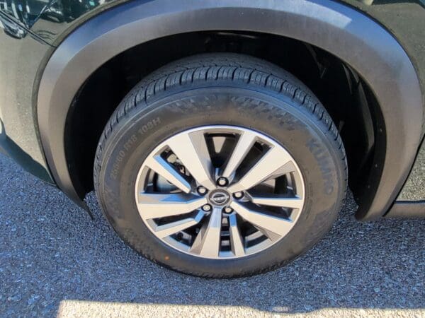 2023 Nissan Pathfinder - Image 19