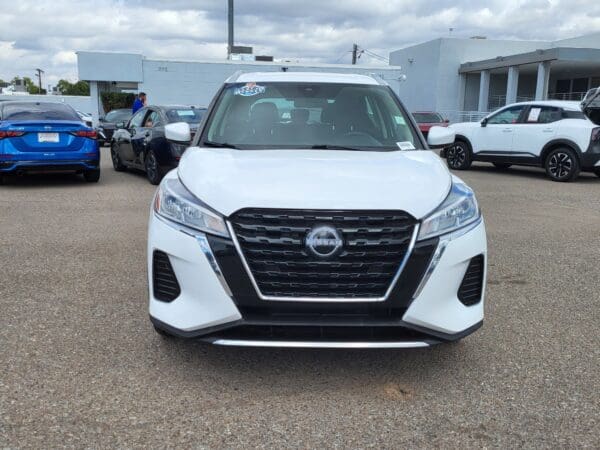 2023 Nissan Kicks - Image 5