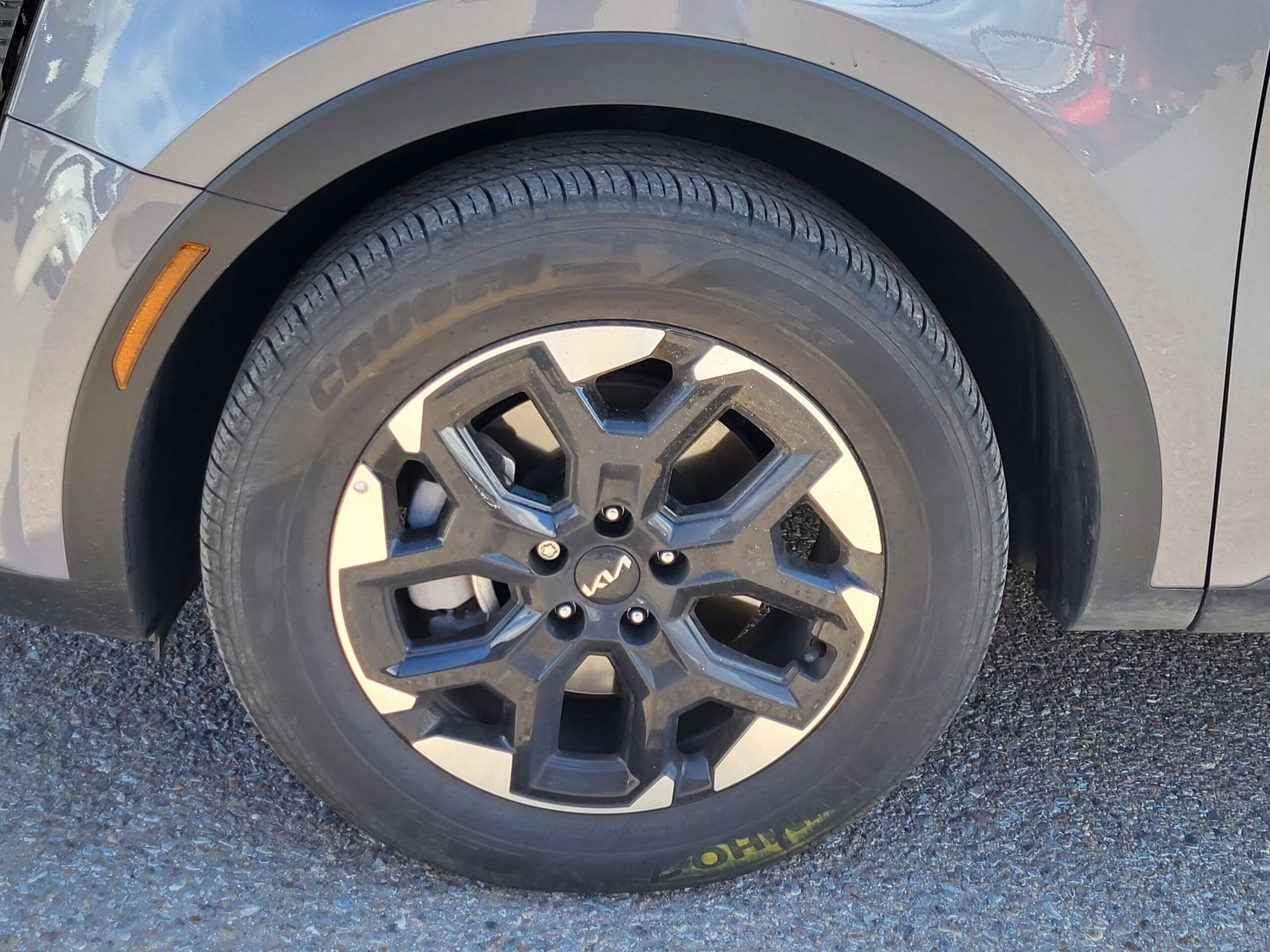 2024 Kia Sorento - Image 17