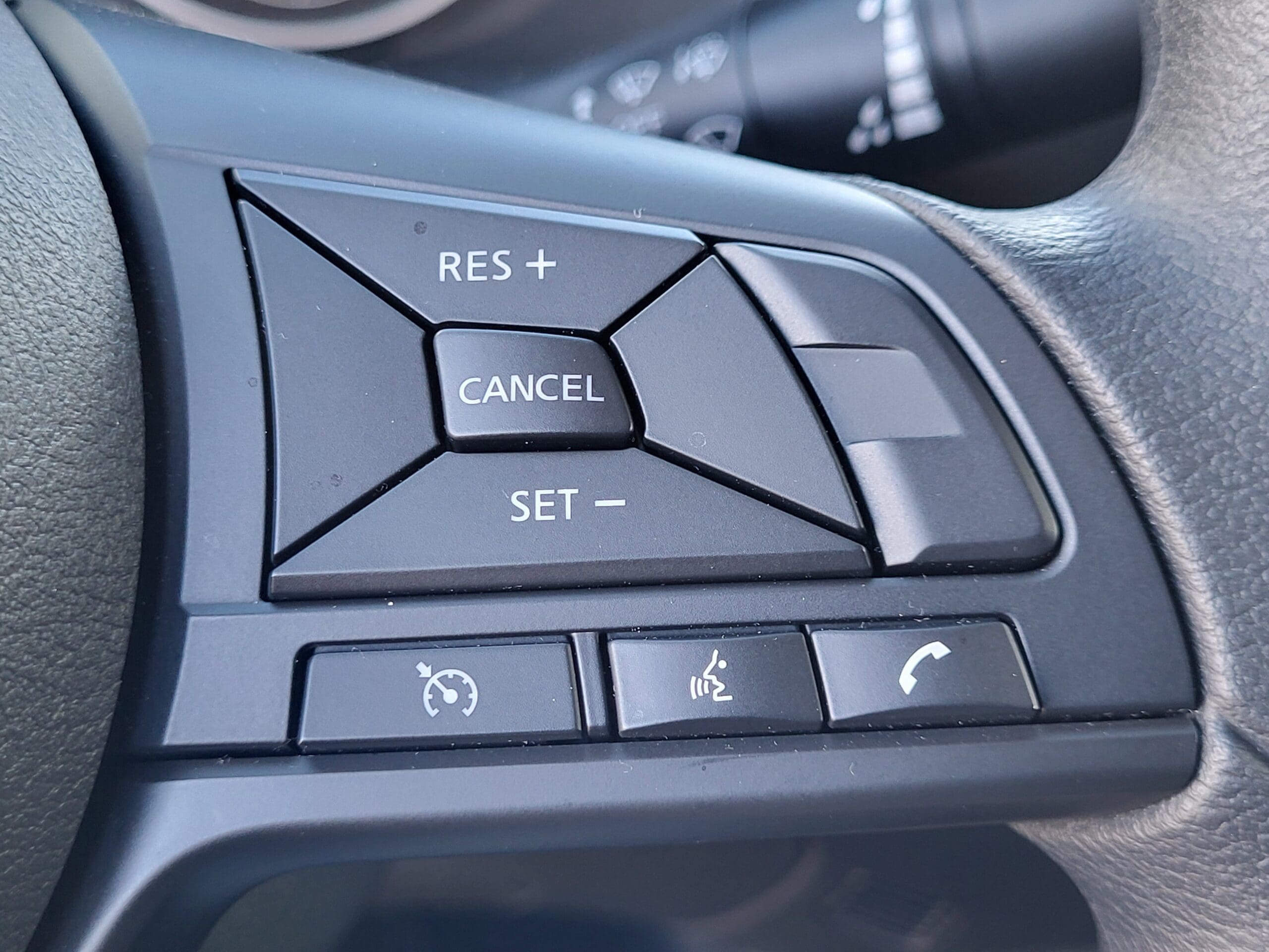 2025 Nissan Sentra - Image 20