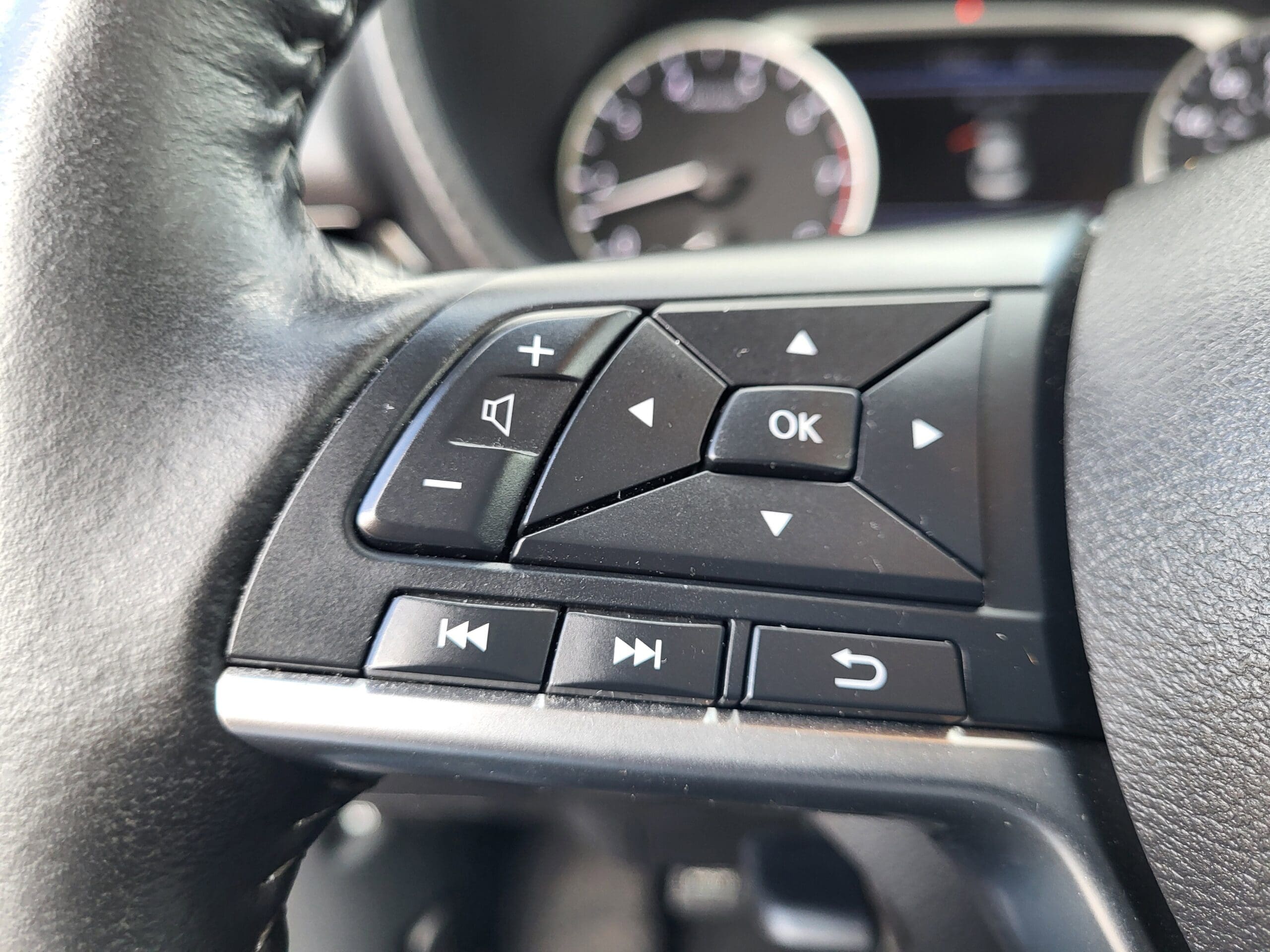 2023 Nissan Sentra - Image 20