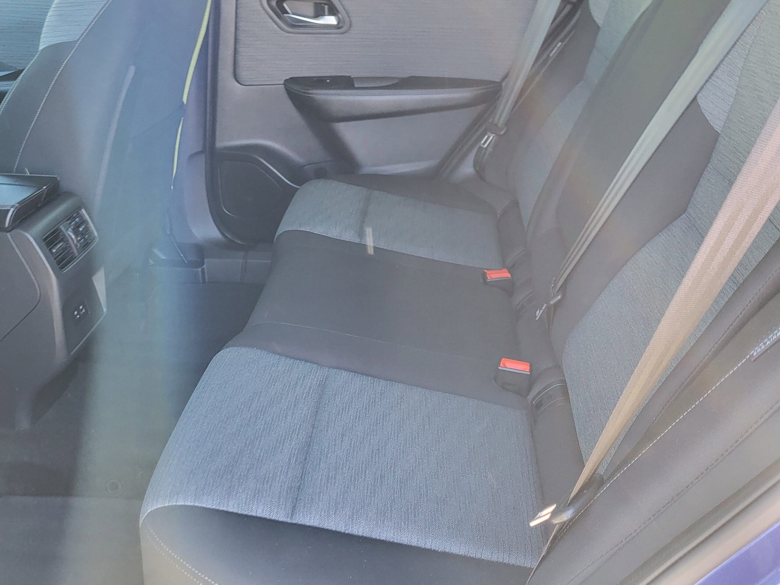 2023 Nissan Rogue - Image 9