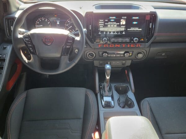 2025 Nissan Frontier