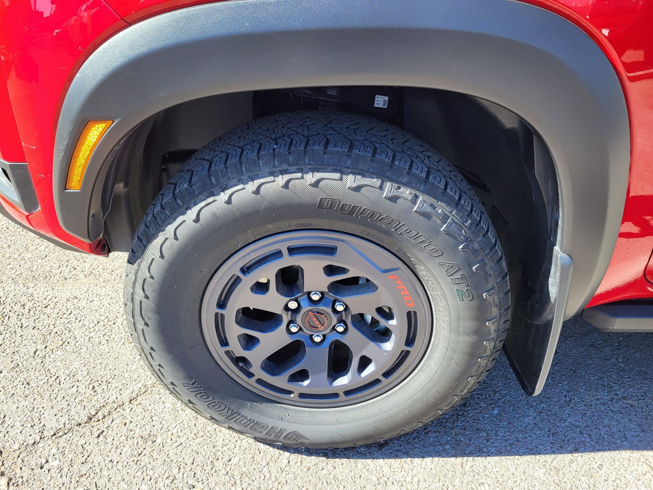 2025 Nissan Frontier - Image 17