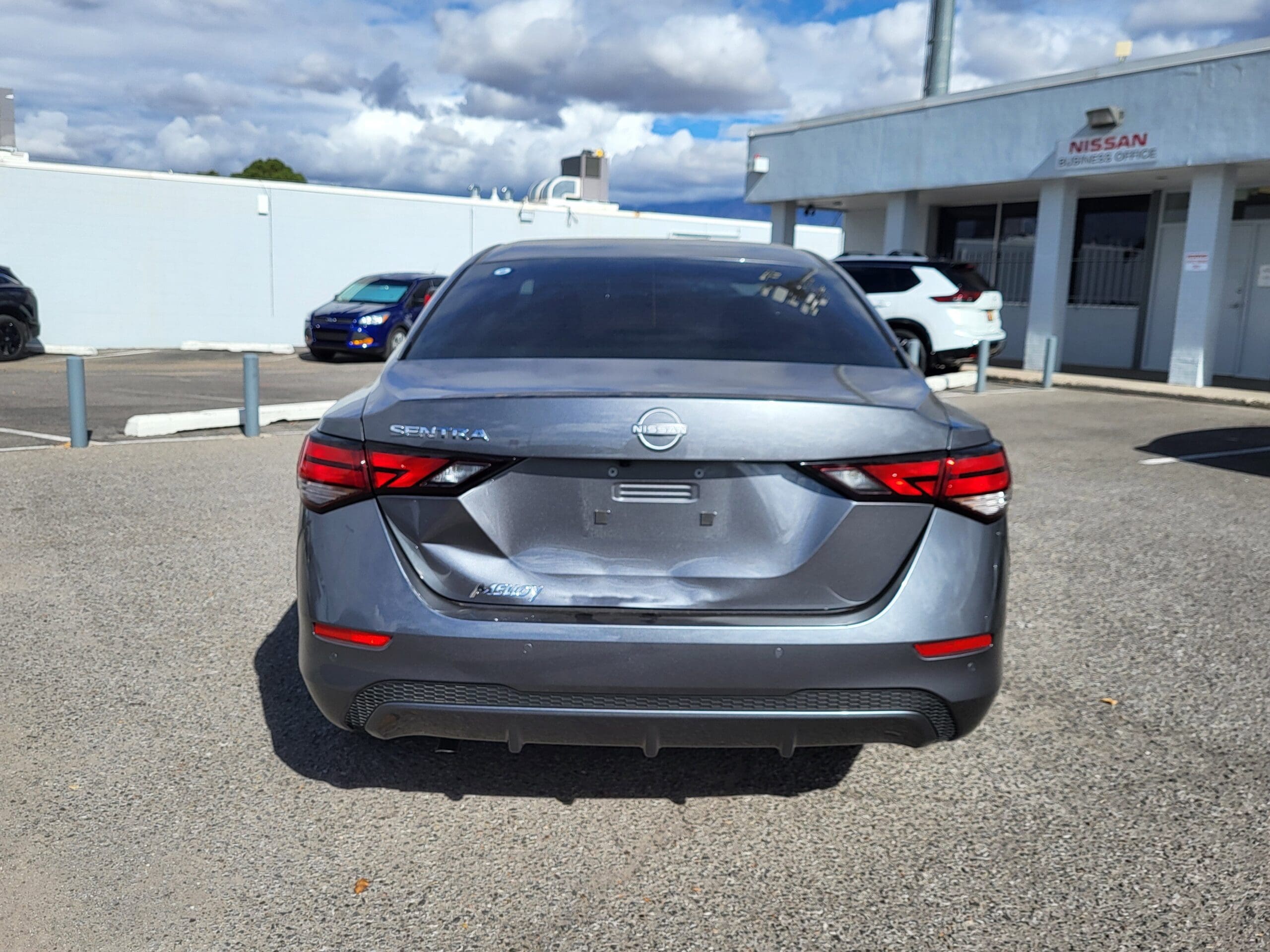 2025 Nissan Sentra - Image 13