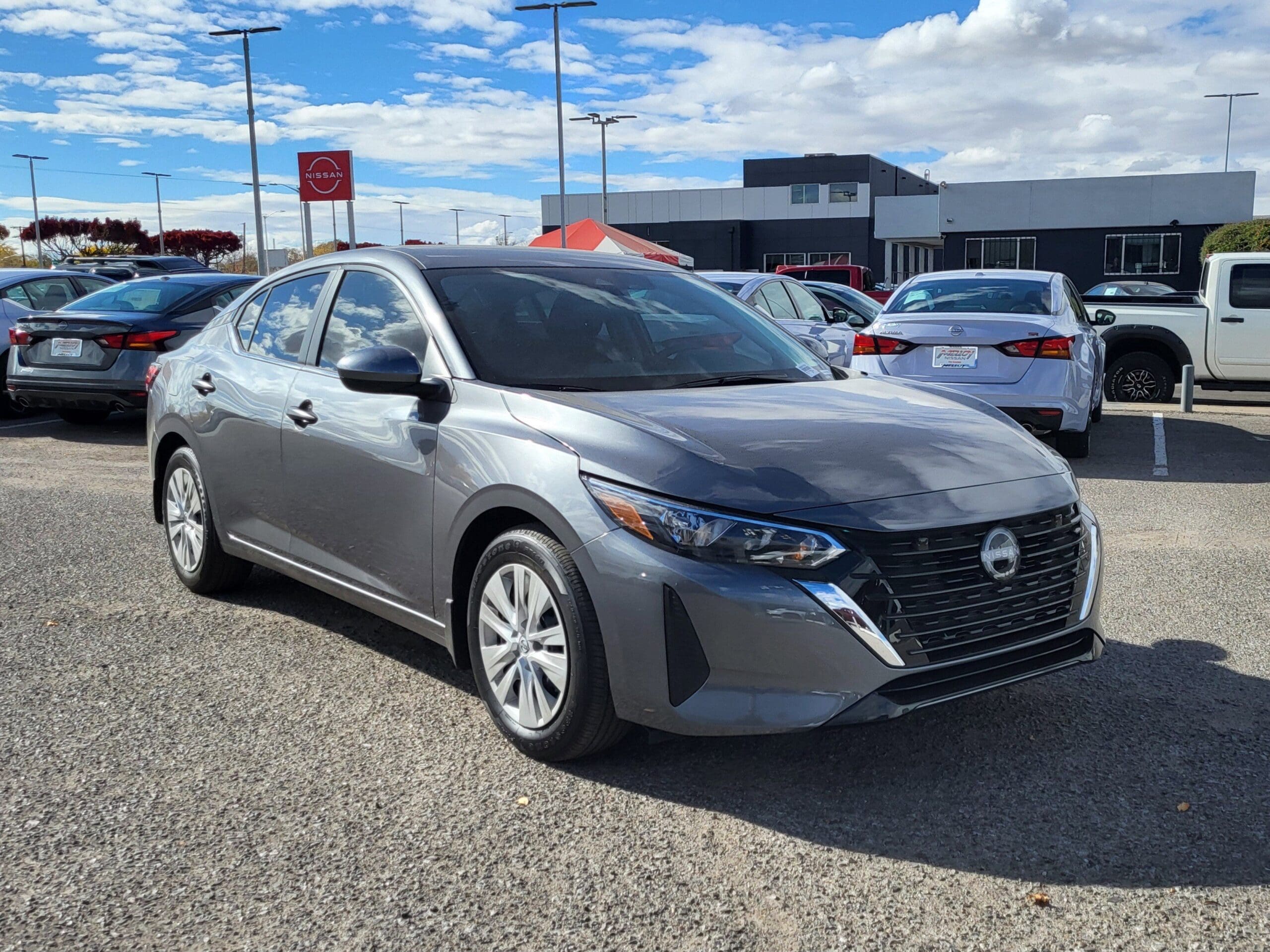 2025 Nissan Sentra - Image 4