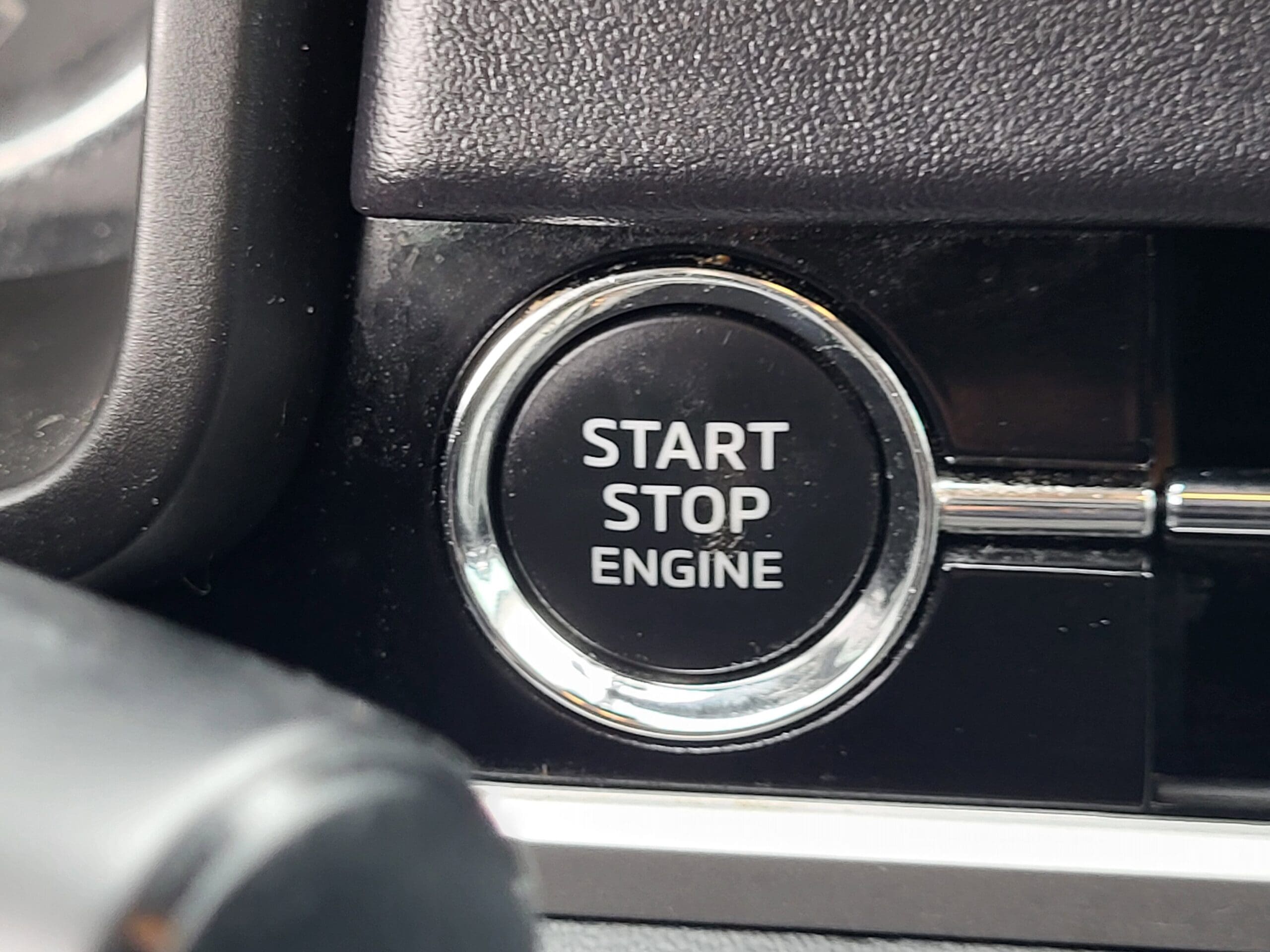 2022 Mitsubishi Outlander - Image 27