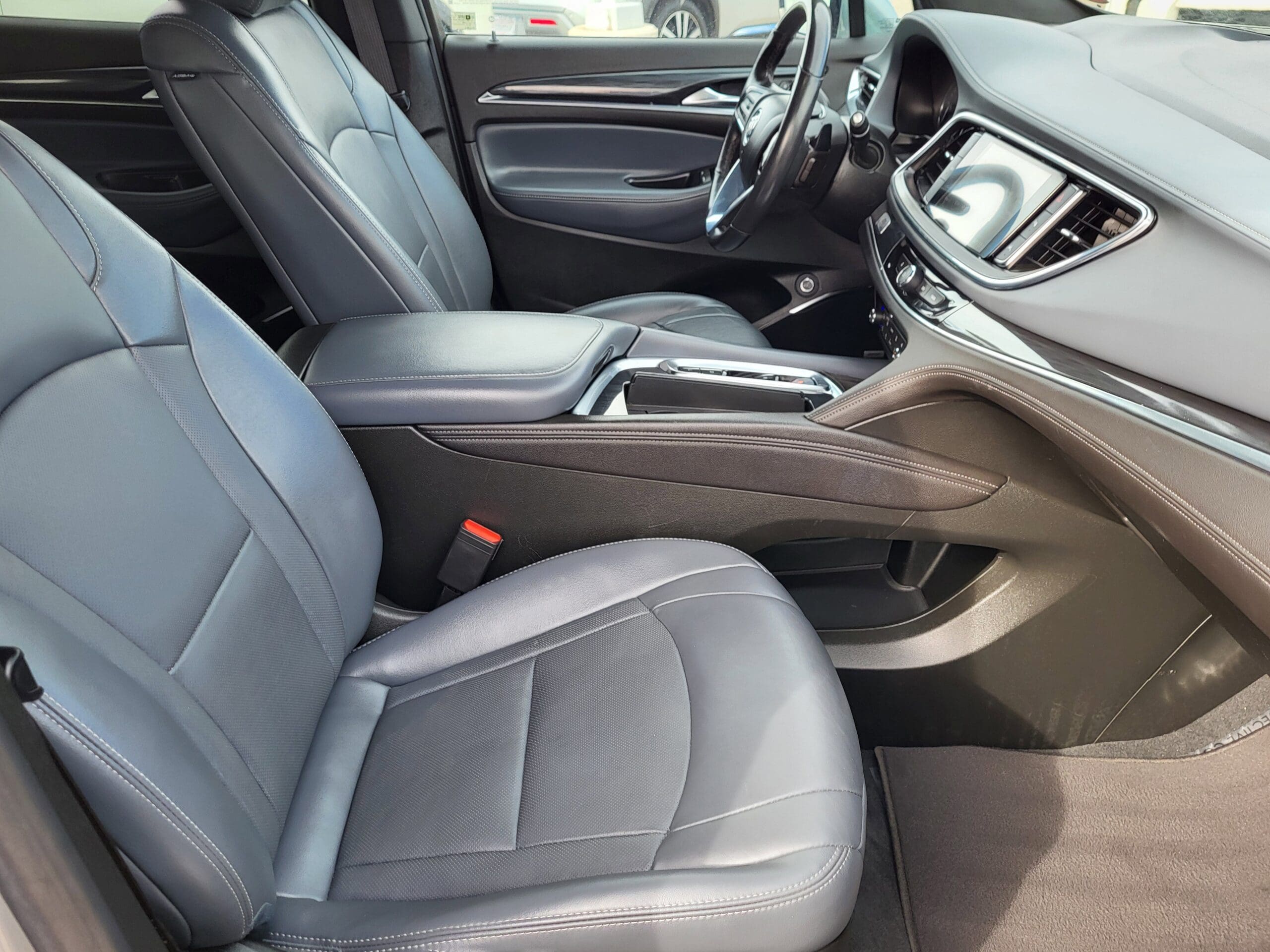 2024 Buick Enclave - Image 16