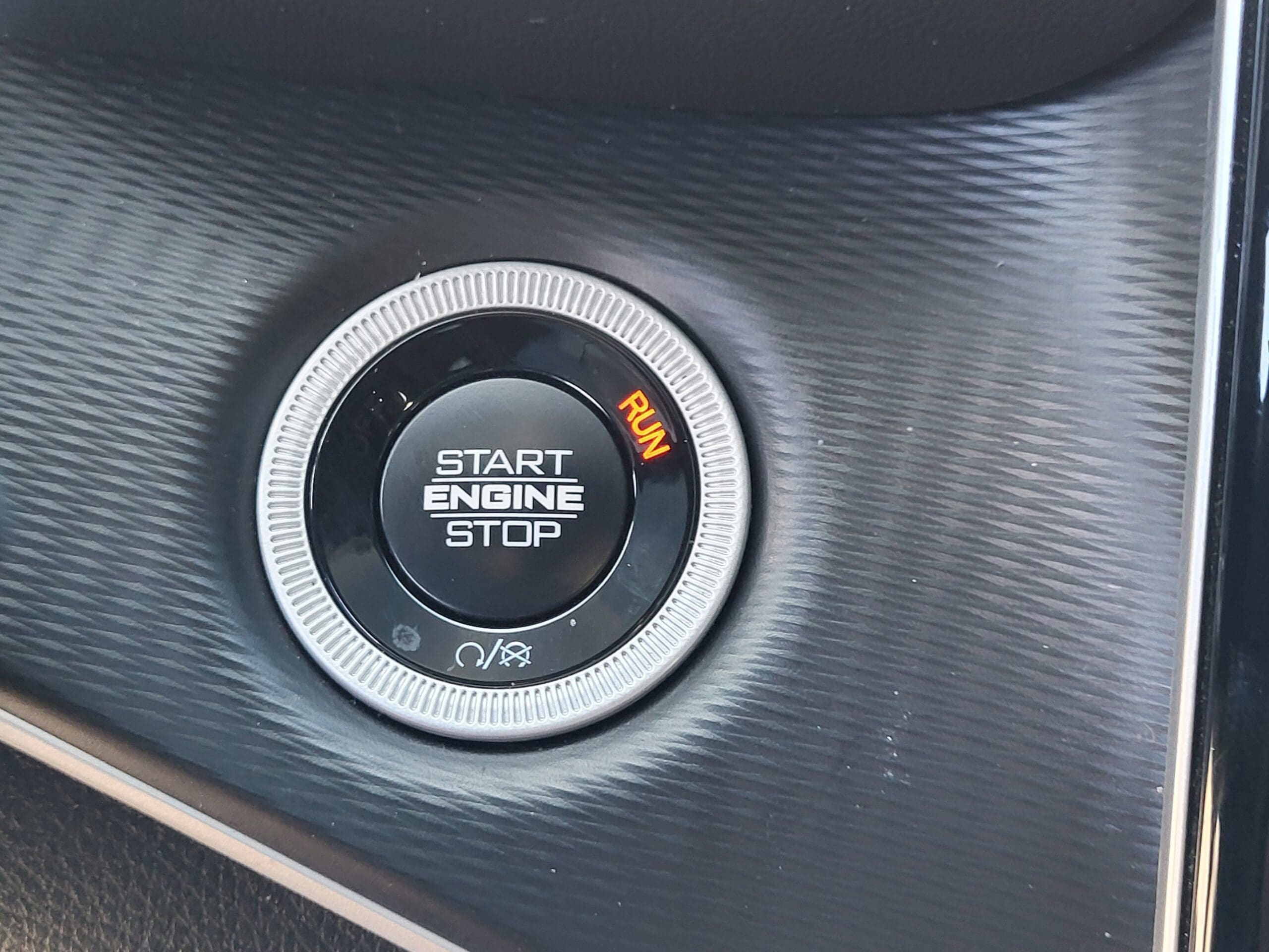 2025 Jeep Grand Cherokee - Image 23