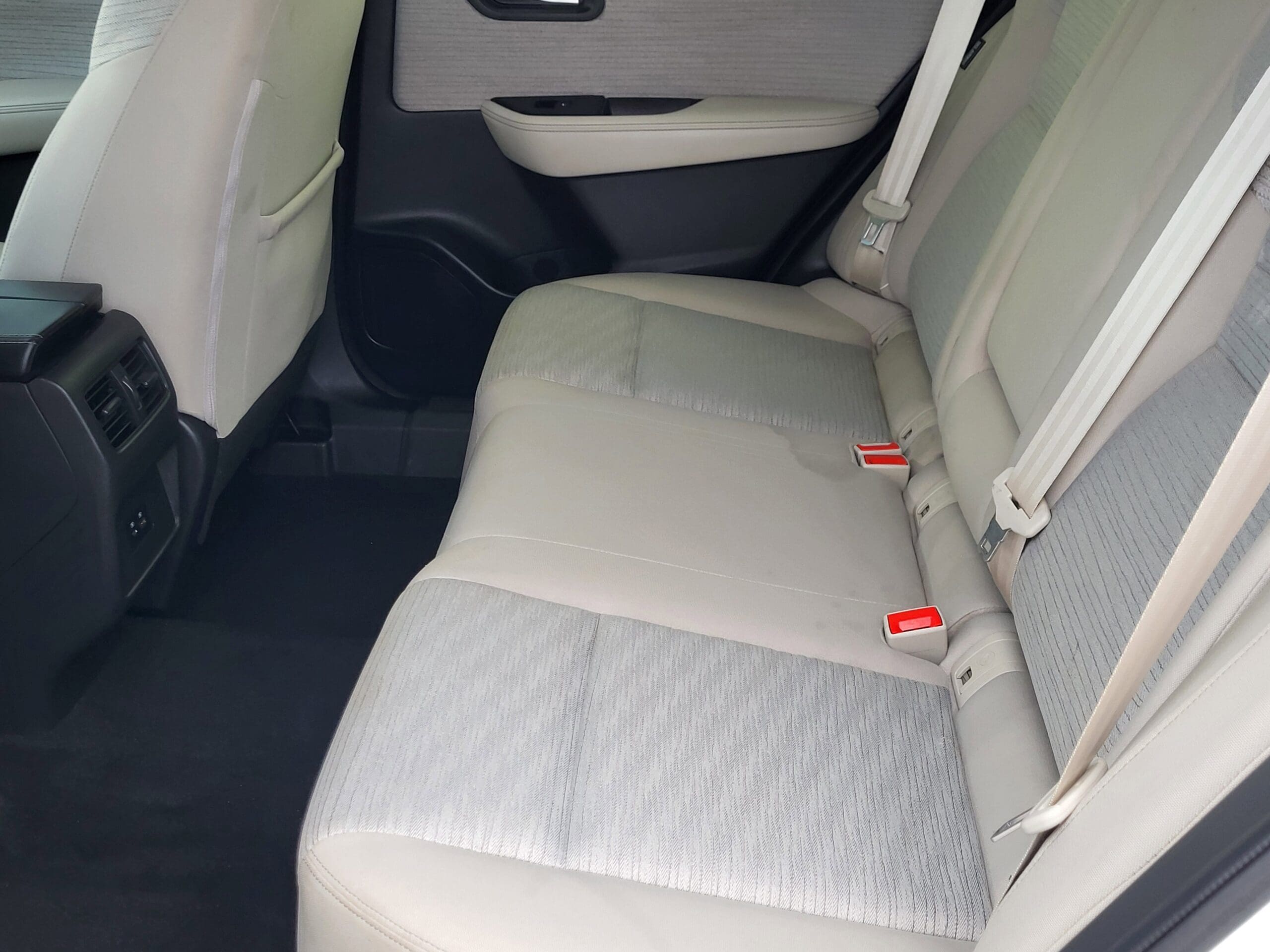 2023 Nissan Rogue - Image 9