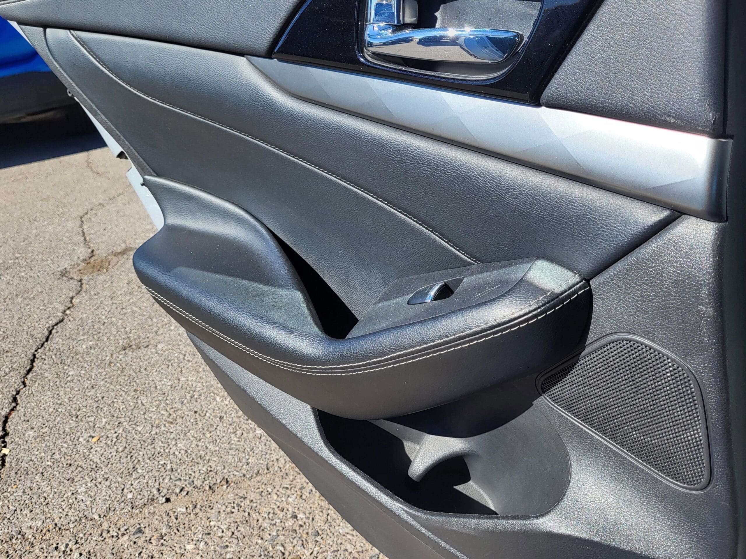 2023 Nissan Maxima - Image 12