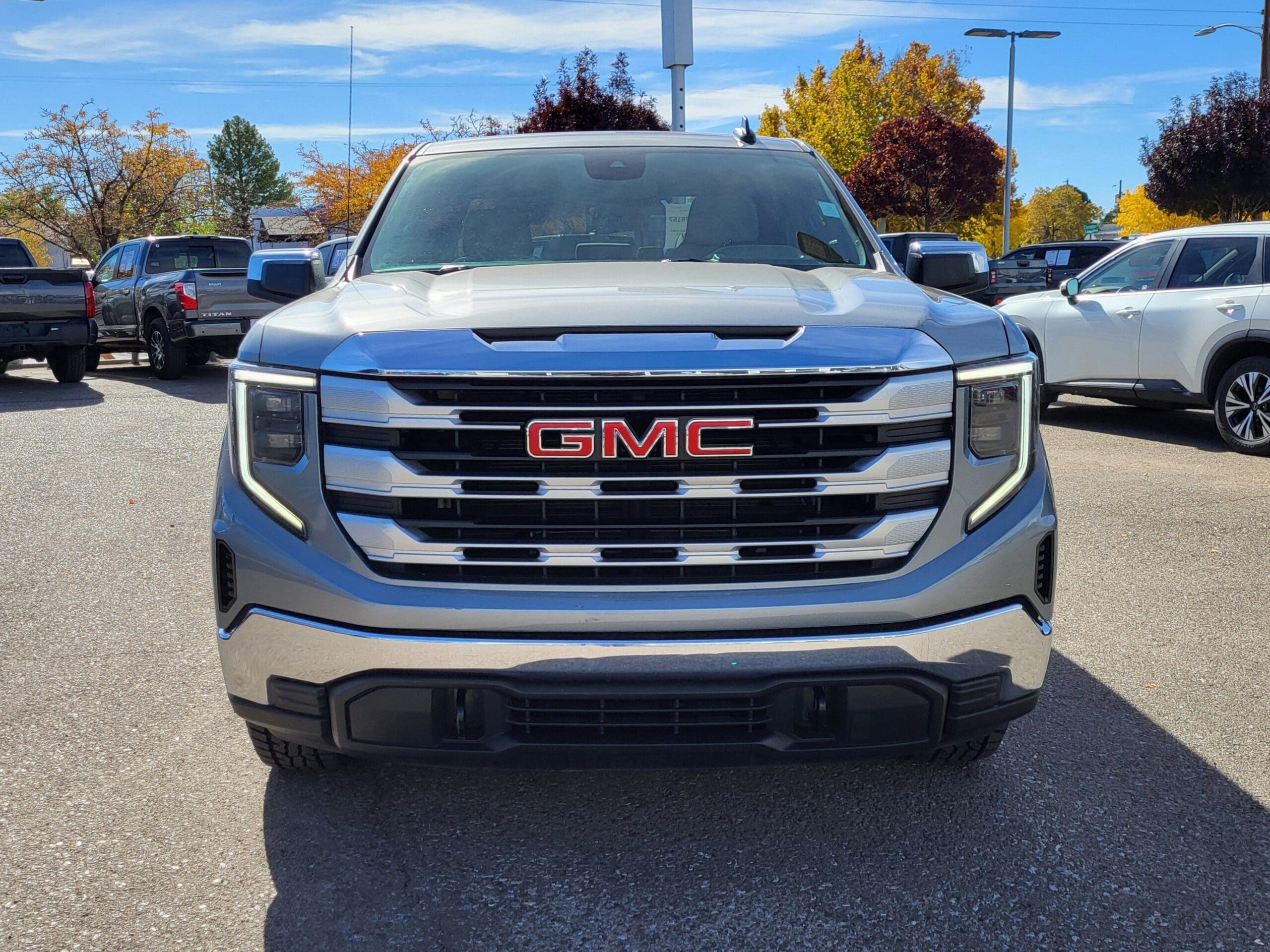 2023 GMC Sierra 1500 - Image 5