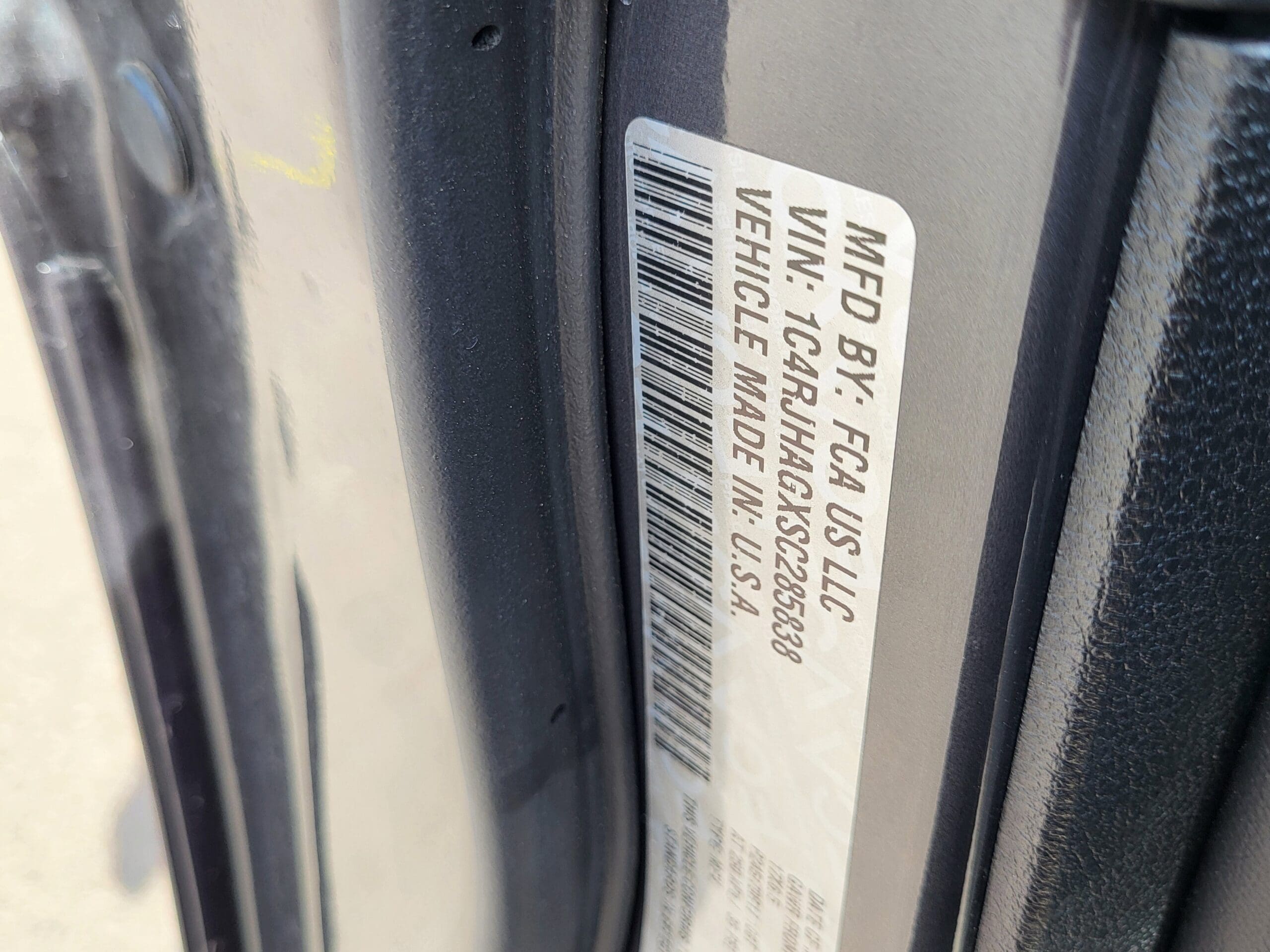 2025 Jeep Grand Cherokee - Image 17