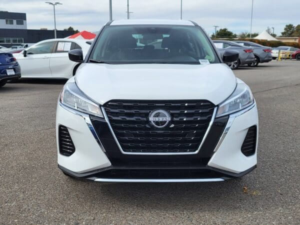2024 Nissan Kicks