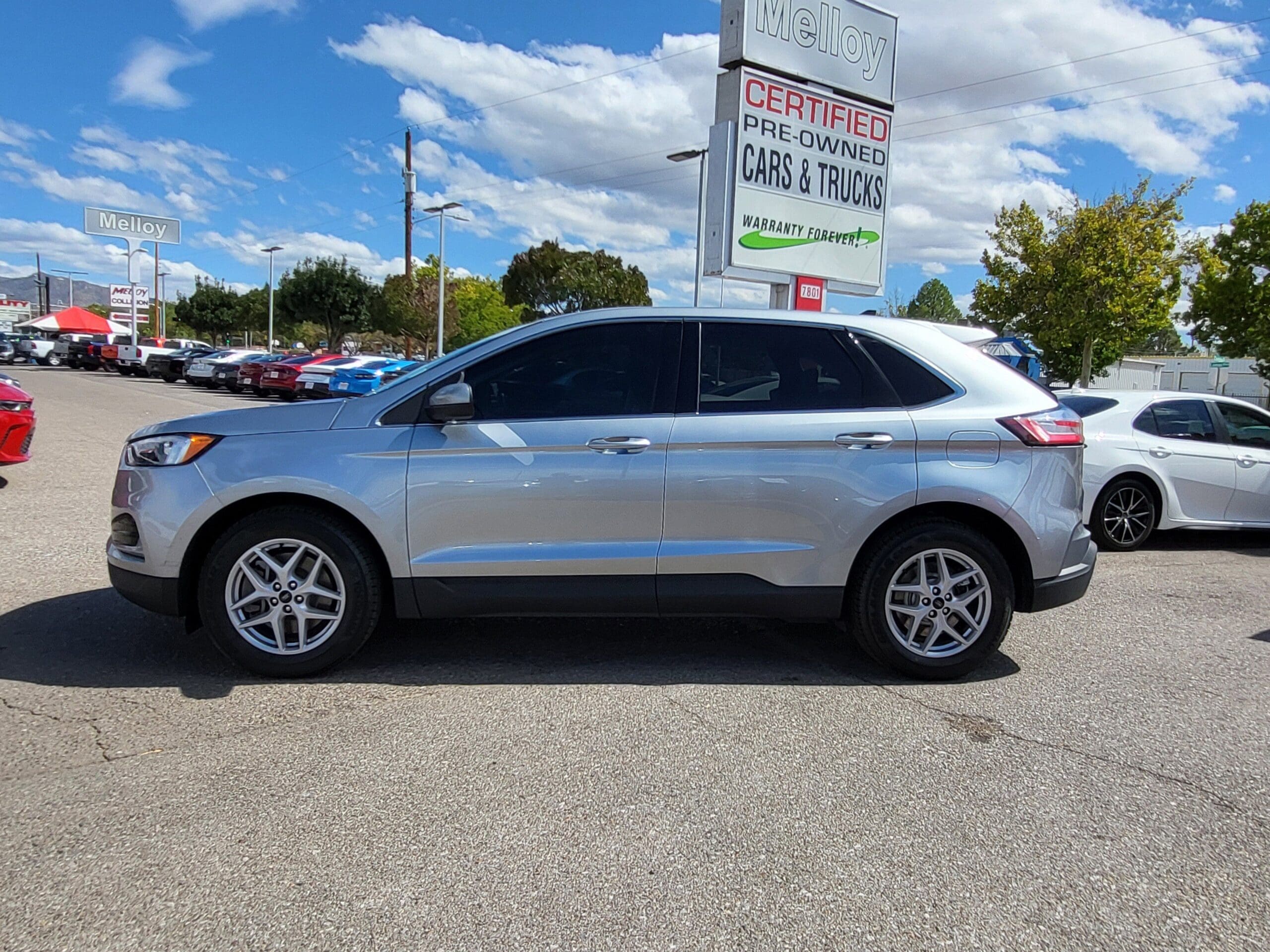 2024 Ford Edge - Image 2