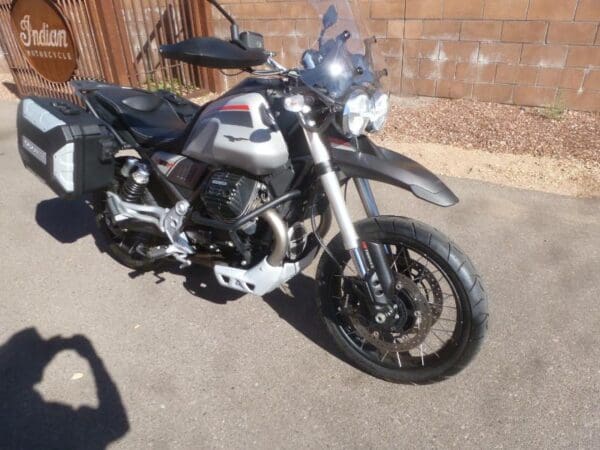 2023 Moto Guzzi V85 TT