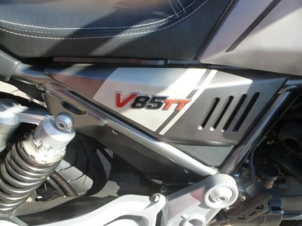 2023 Moto Guzzi V85 TT