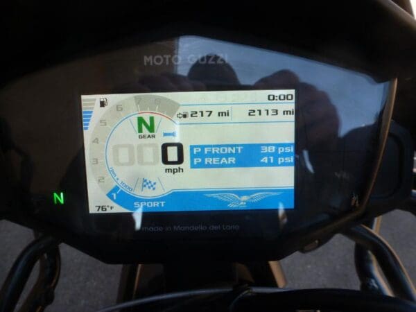 2023 Moto Guzzi V85 TT