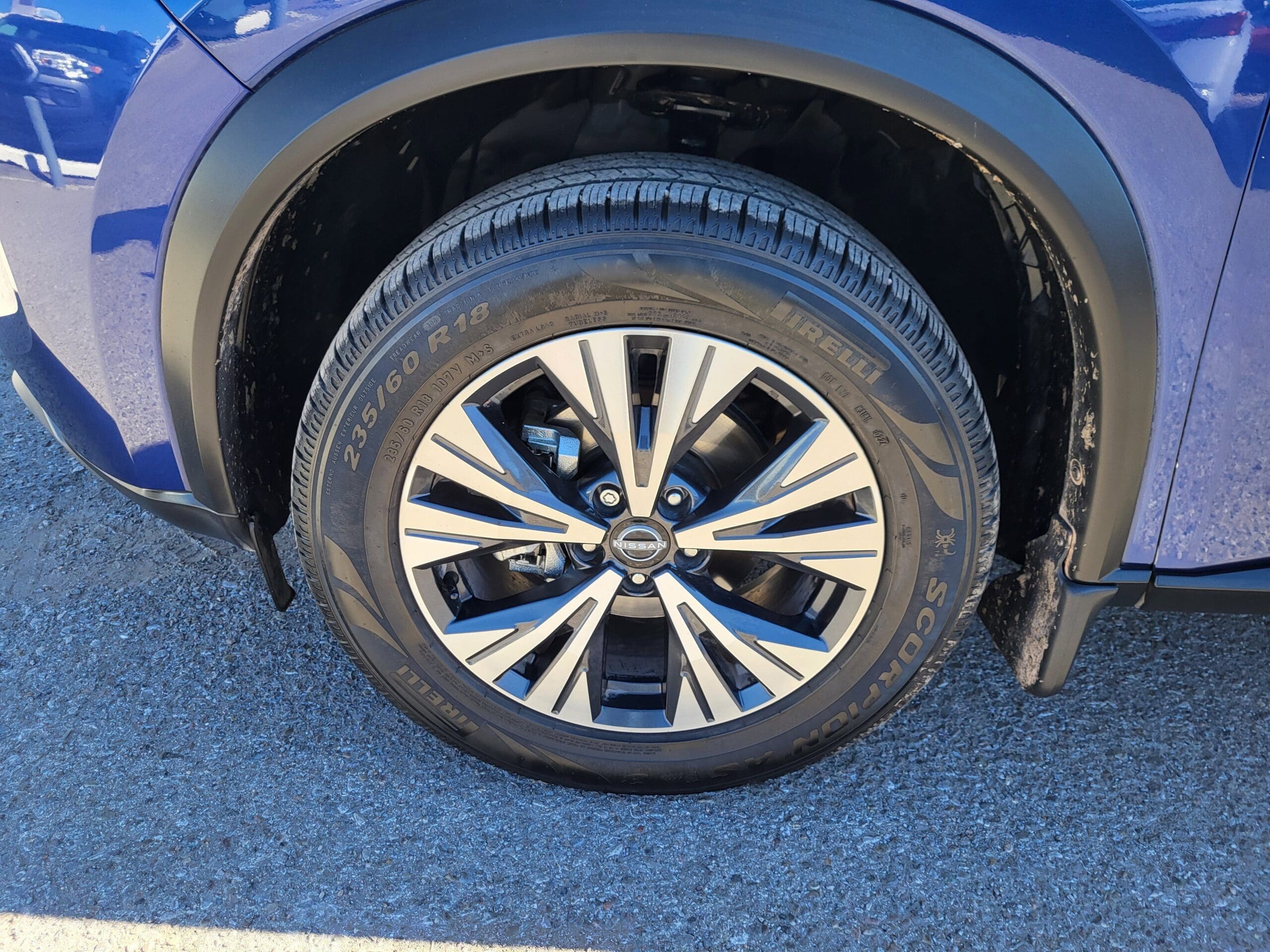 2023 Nissan Rogue - Image 18