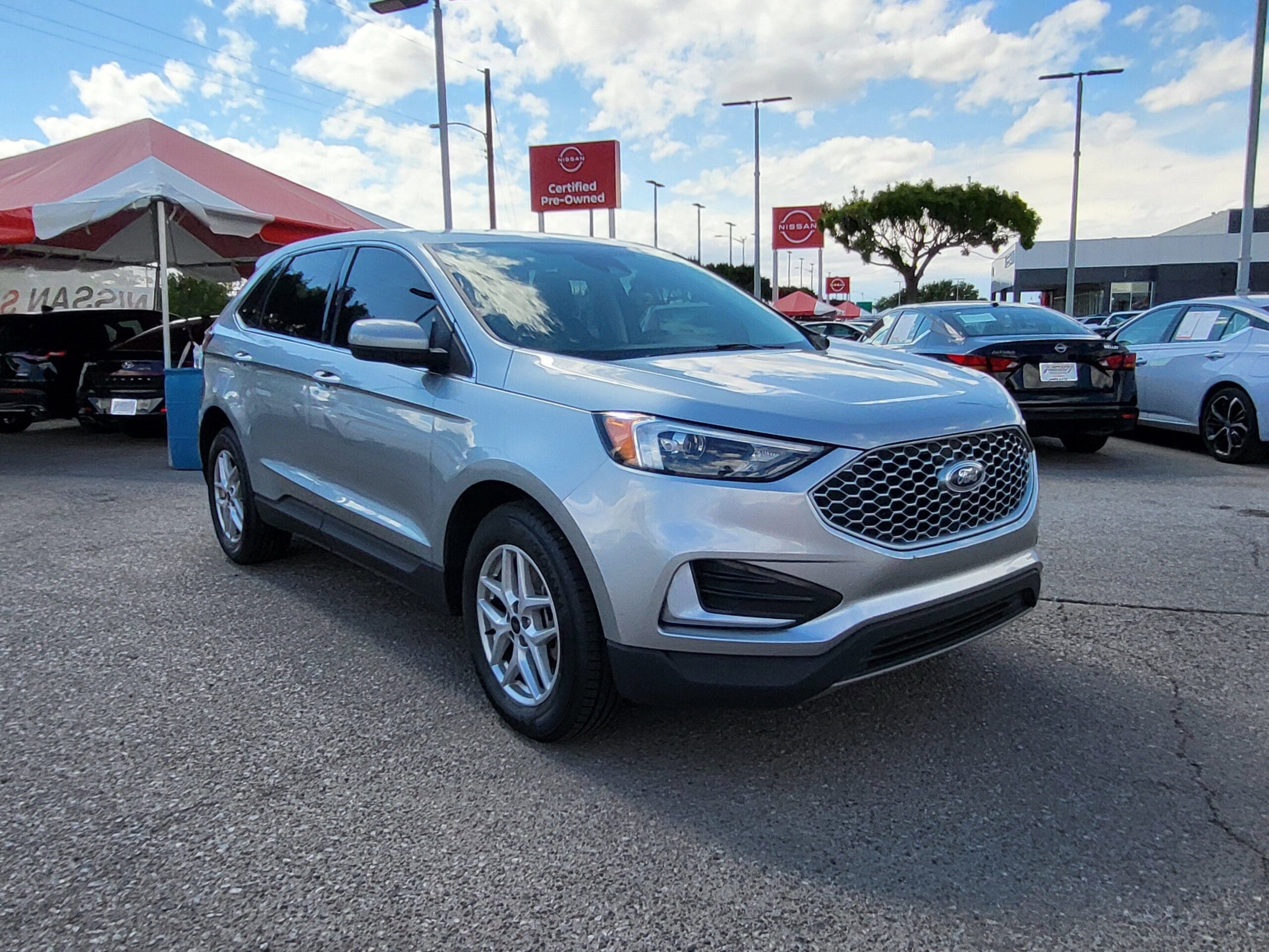 2024 Ford Edge - Image 4