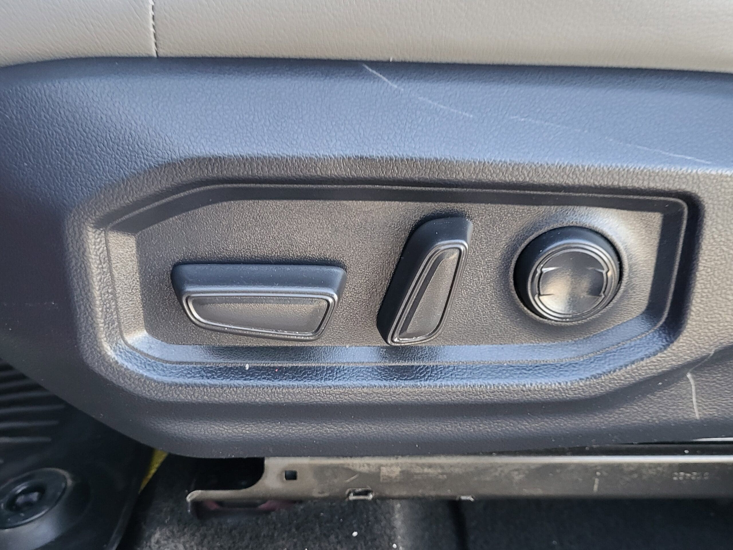 2023 Toyota Tundra 4WD - Image 7