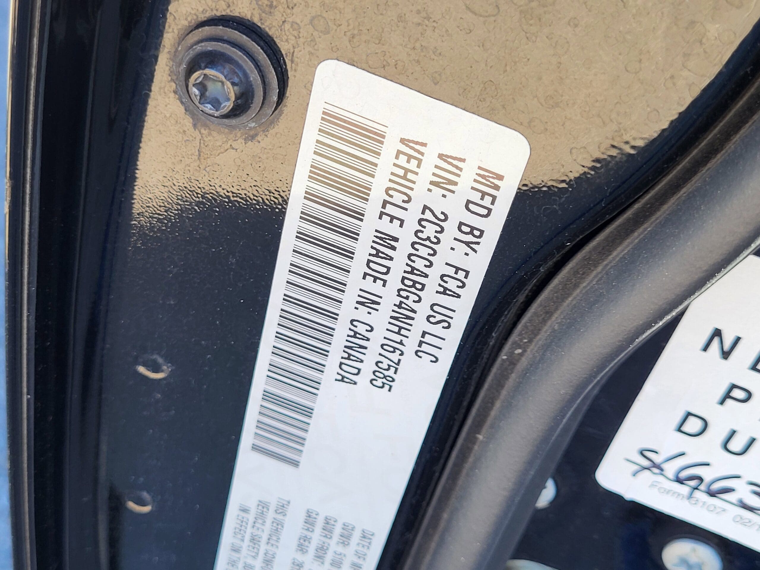 2022 Chrysler 300 - Image 18