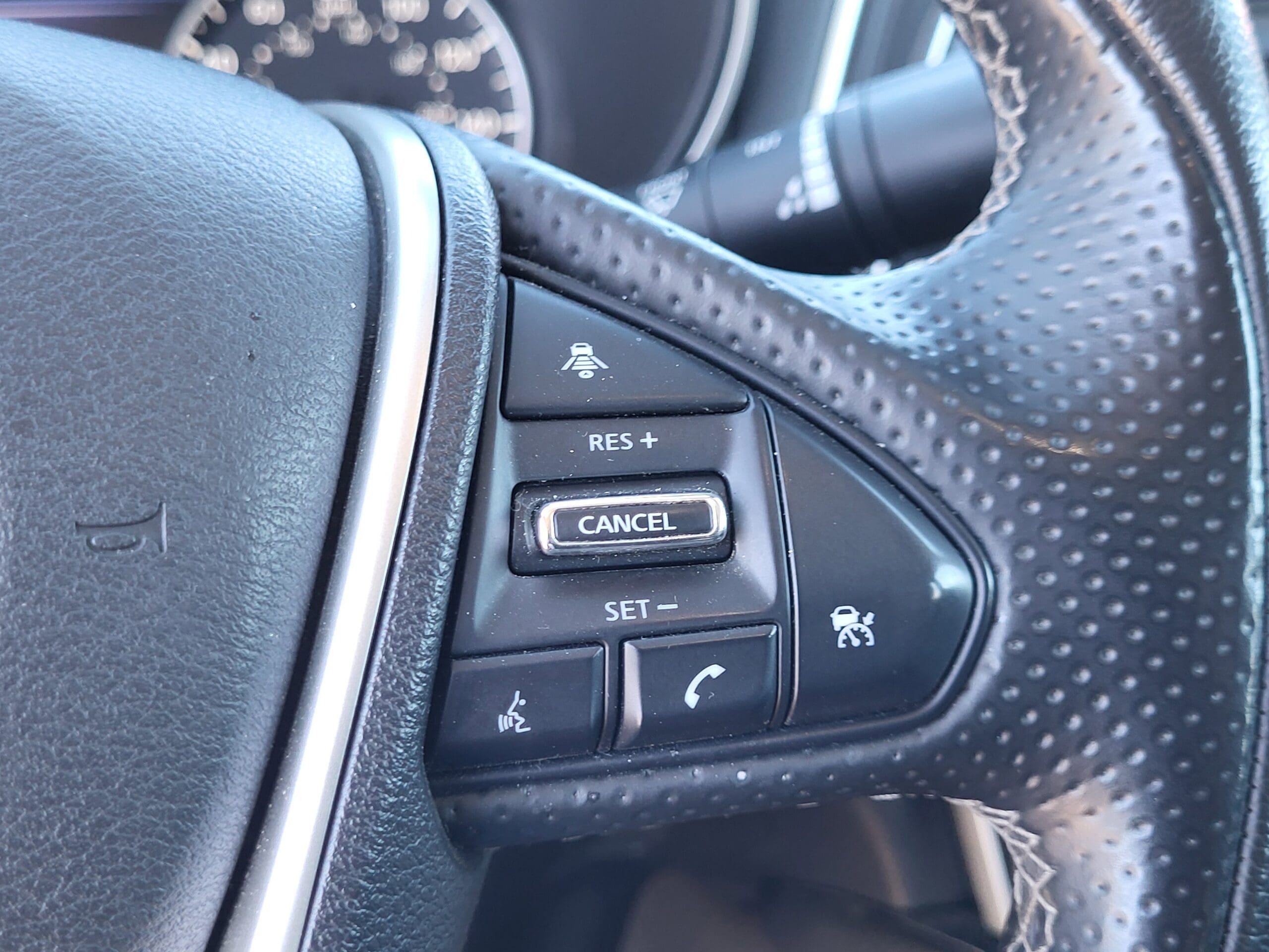 2023 Nissan Maxima - Image 21