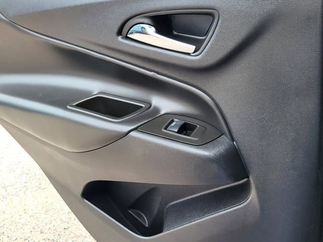 2024 Chevrolet Equinox - Image 11