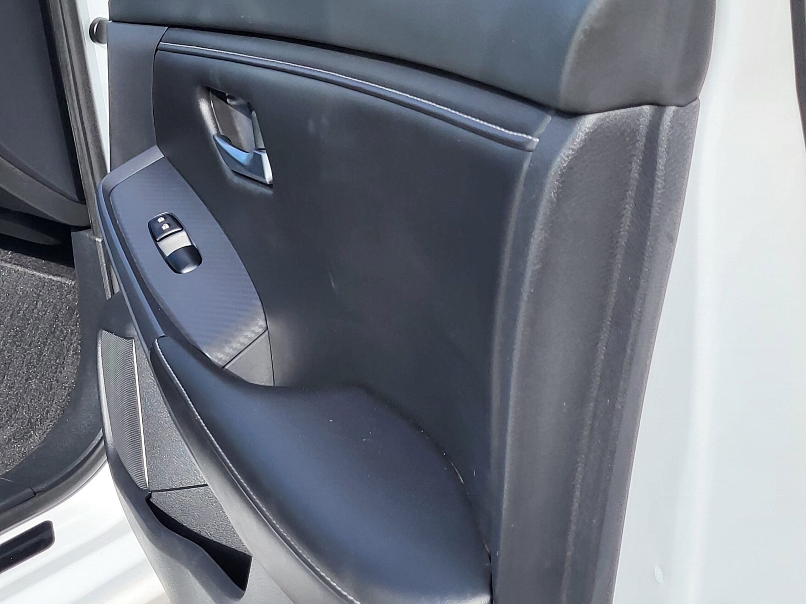 2023 Nissan Sentra - Image 16