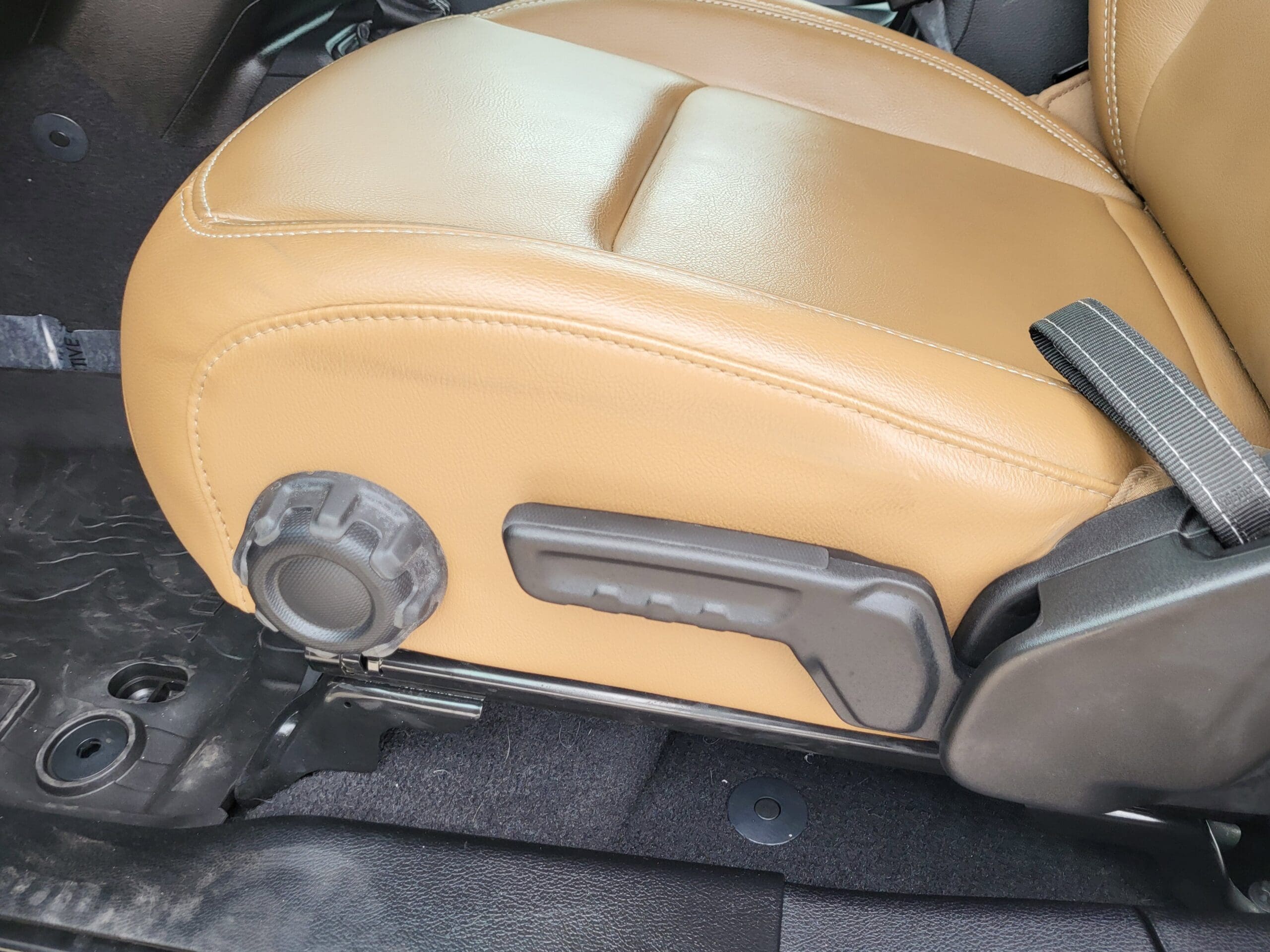 2021 Jeep Gladiator - Image 6