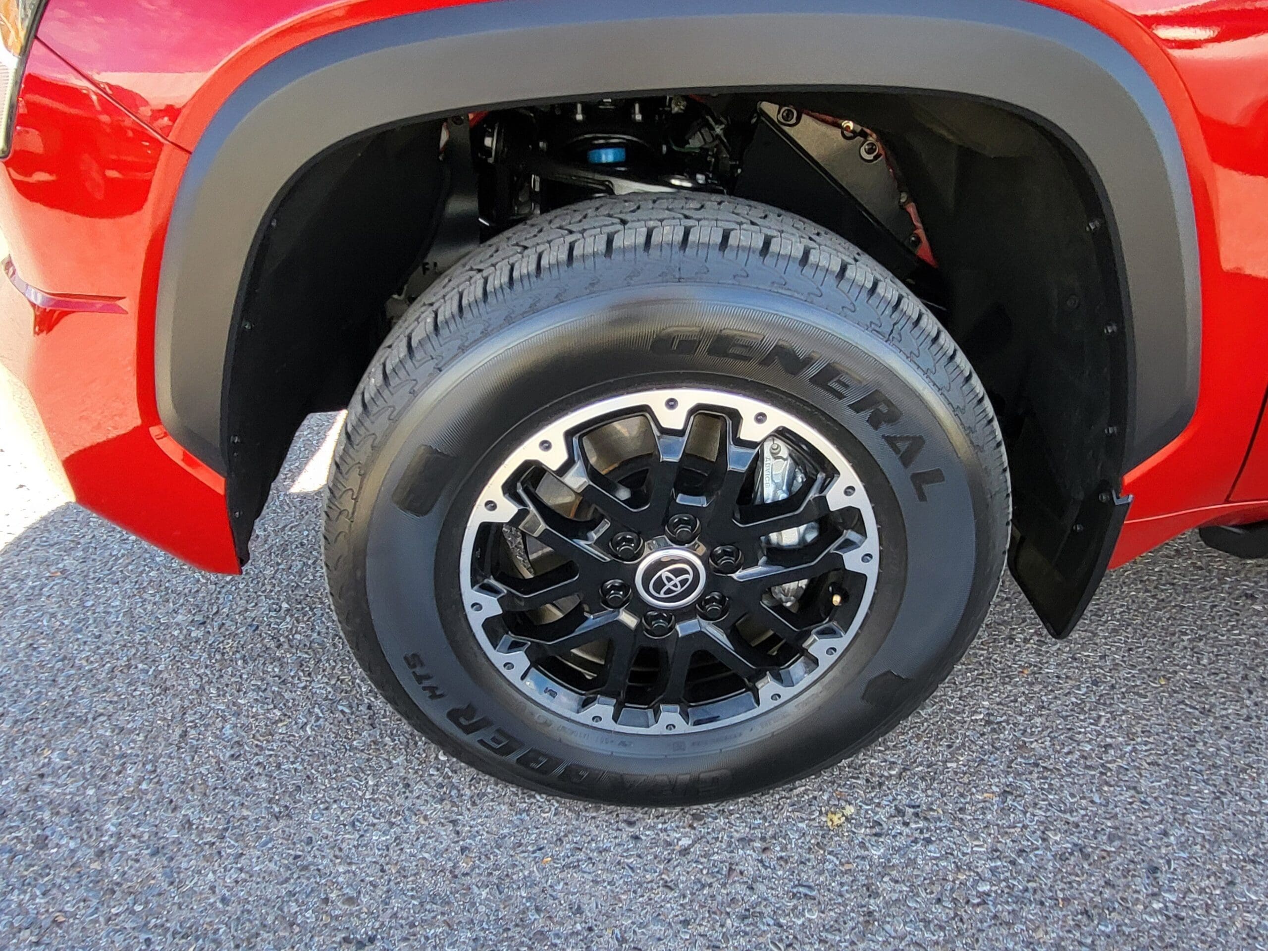 2023 Toyota Tundra 4WD - Image 17