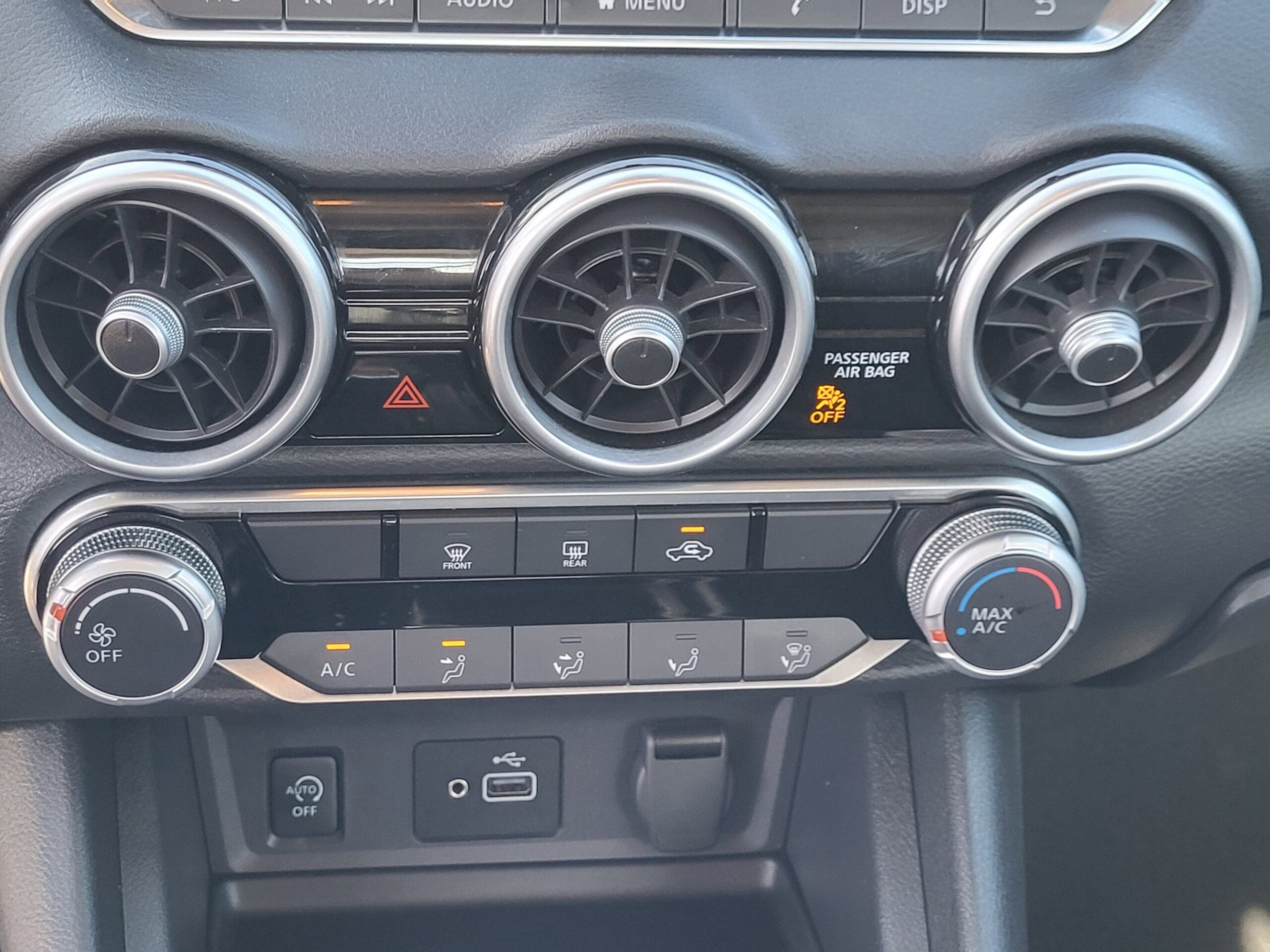 2024 Nissan Sentra - Image 23