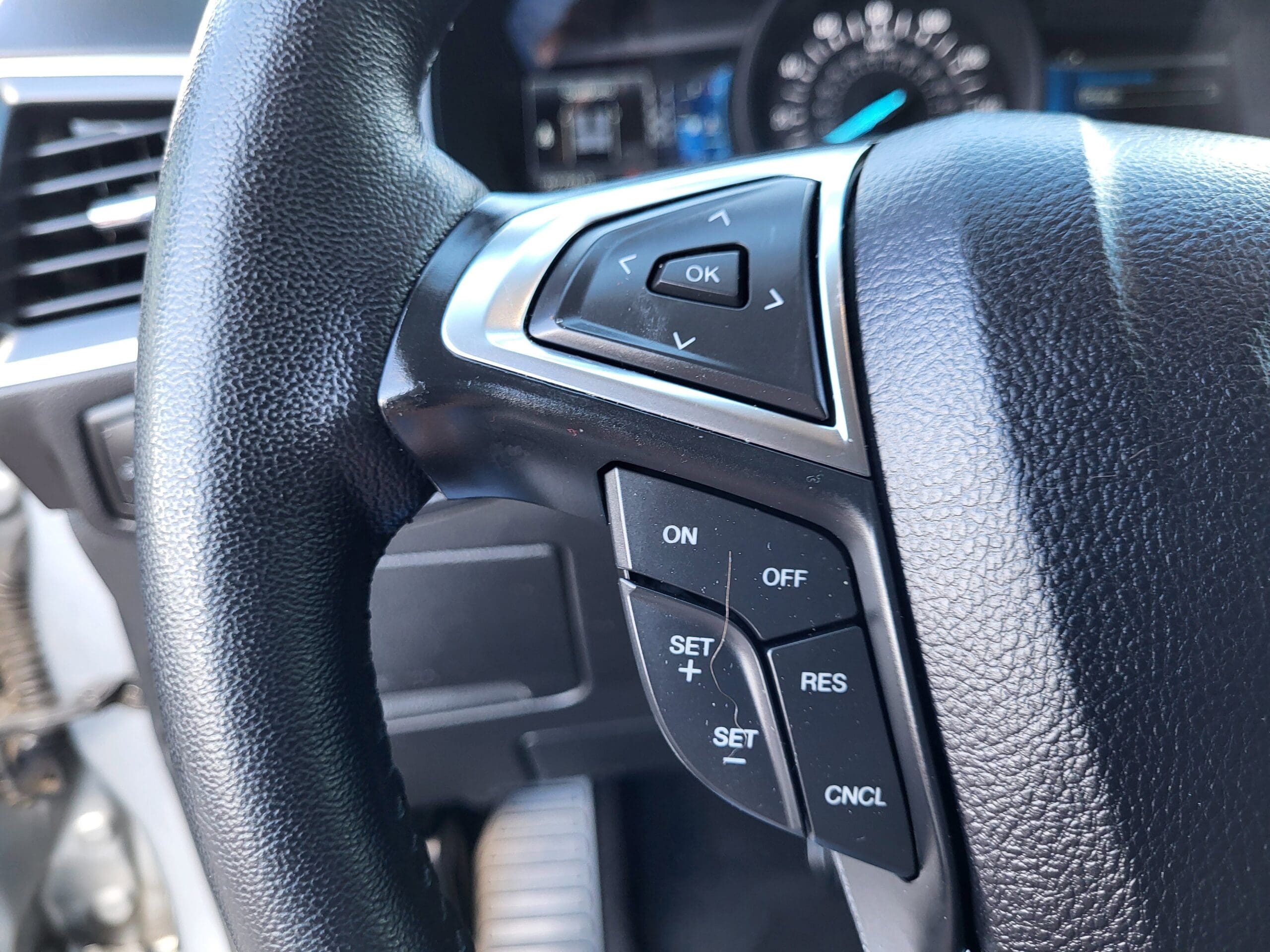 2024 Ford Edge - Image 18