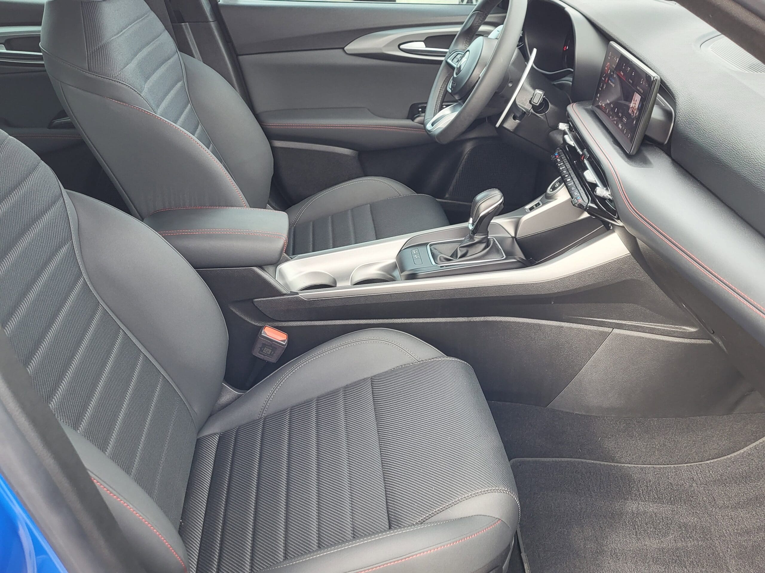 2024 Dodge Hornet - Image 15