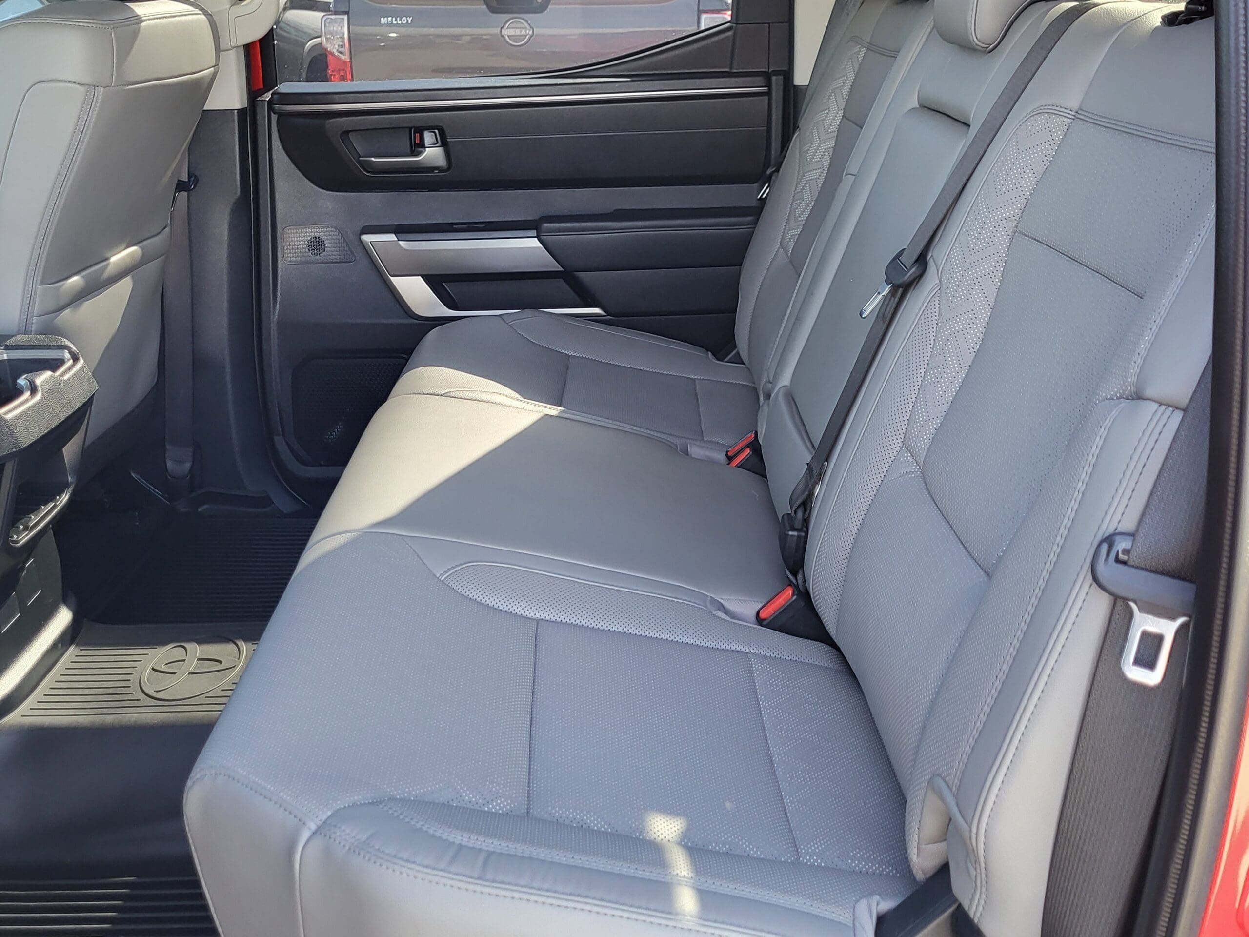 2023 Toyota Tundra 4WD - Image 9