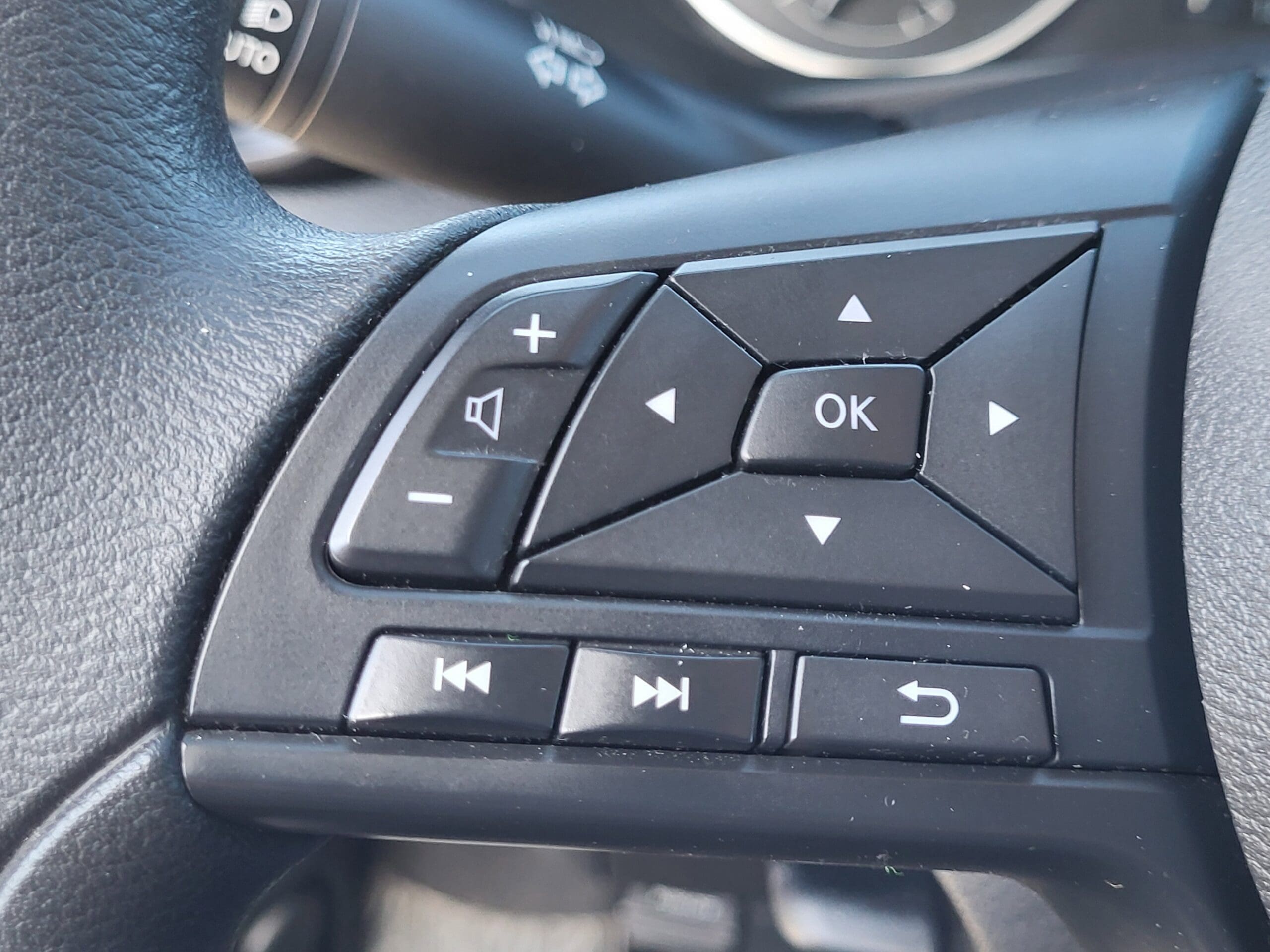 2024 Nissan Sentra - Image 19