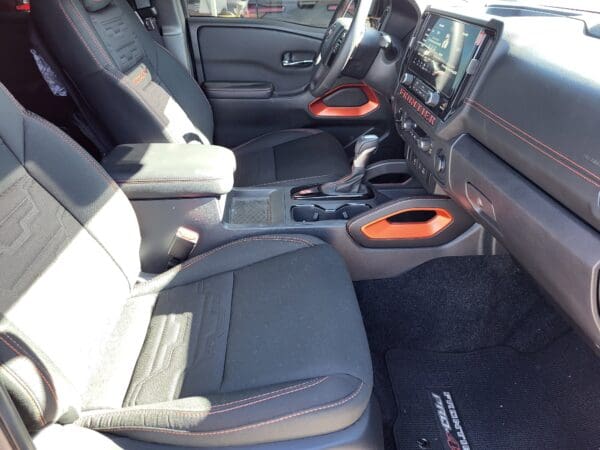 2025 Nissan Frontier