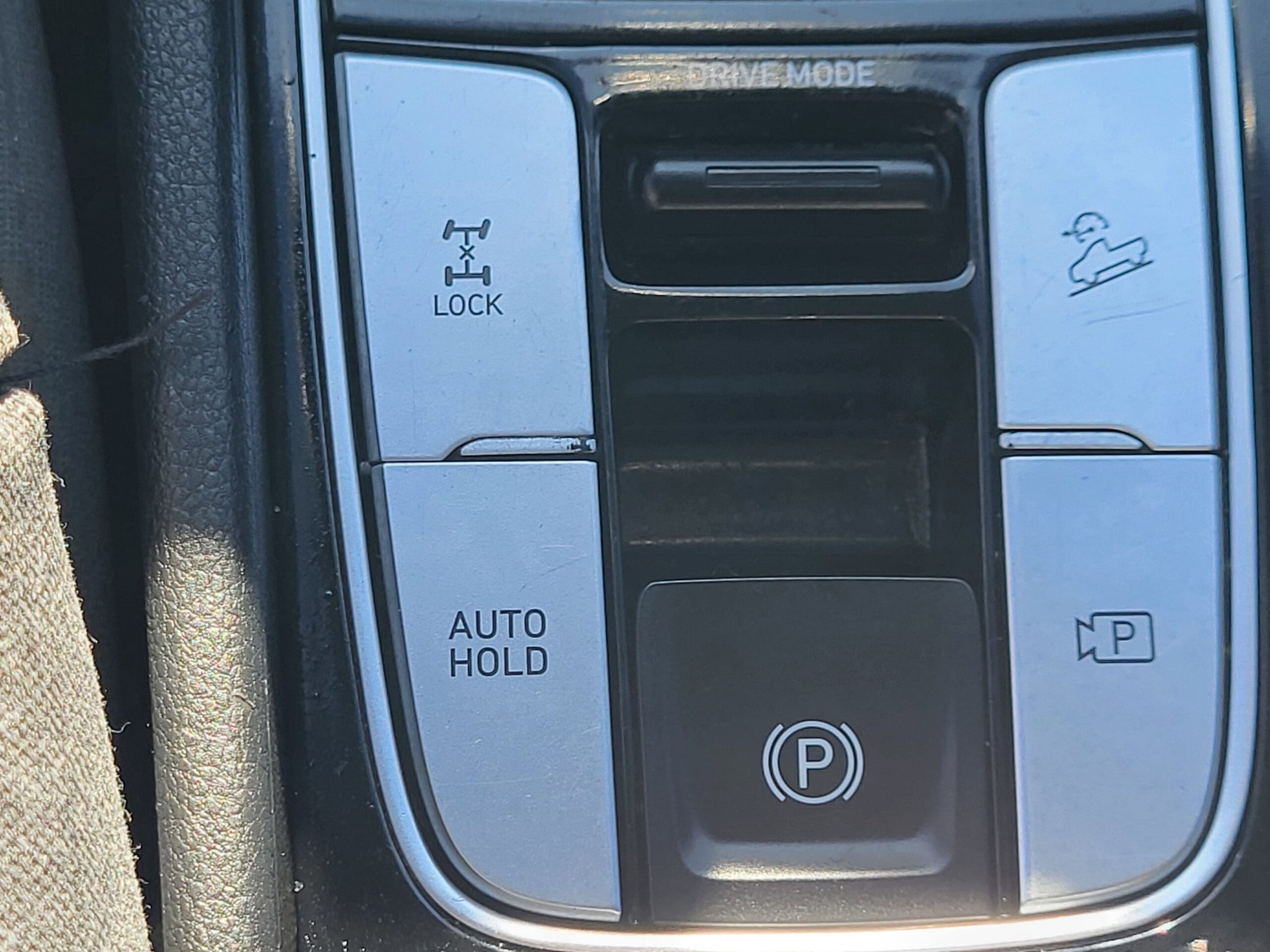 2023 Hyundai Santa Cruz - Image 28