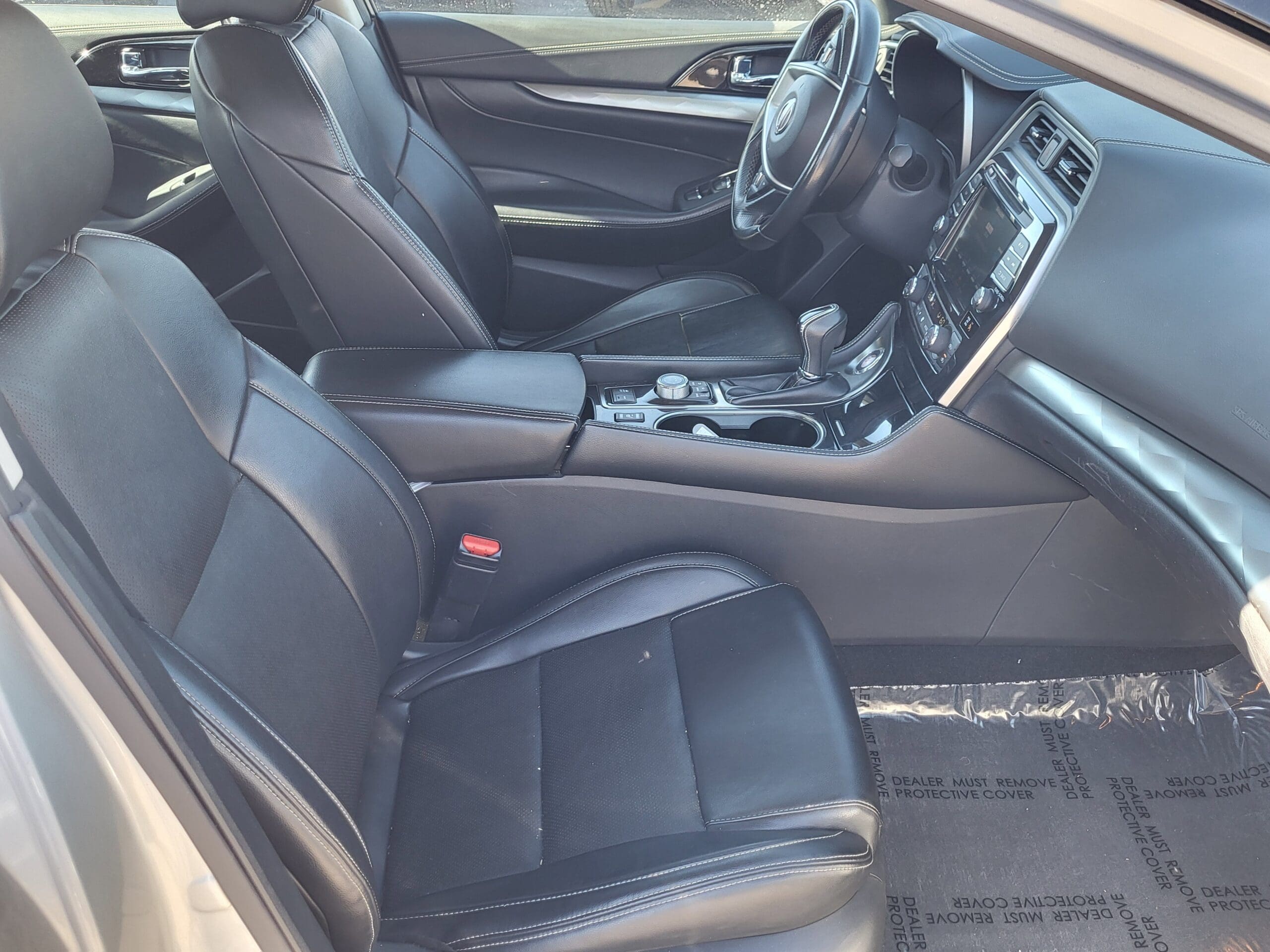 2023 Nissan Maxima - Image 16