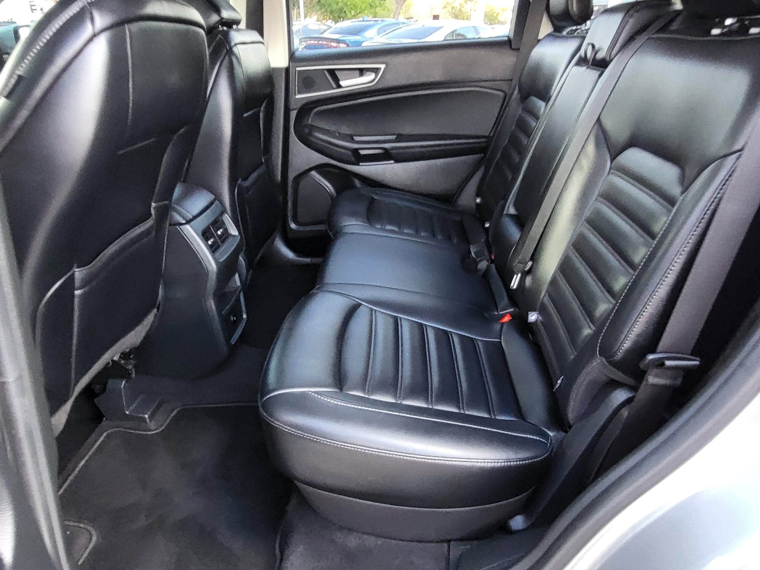 2024 Ford Edge - Image 9