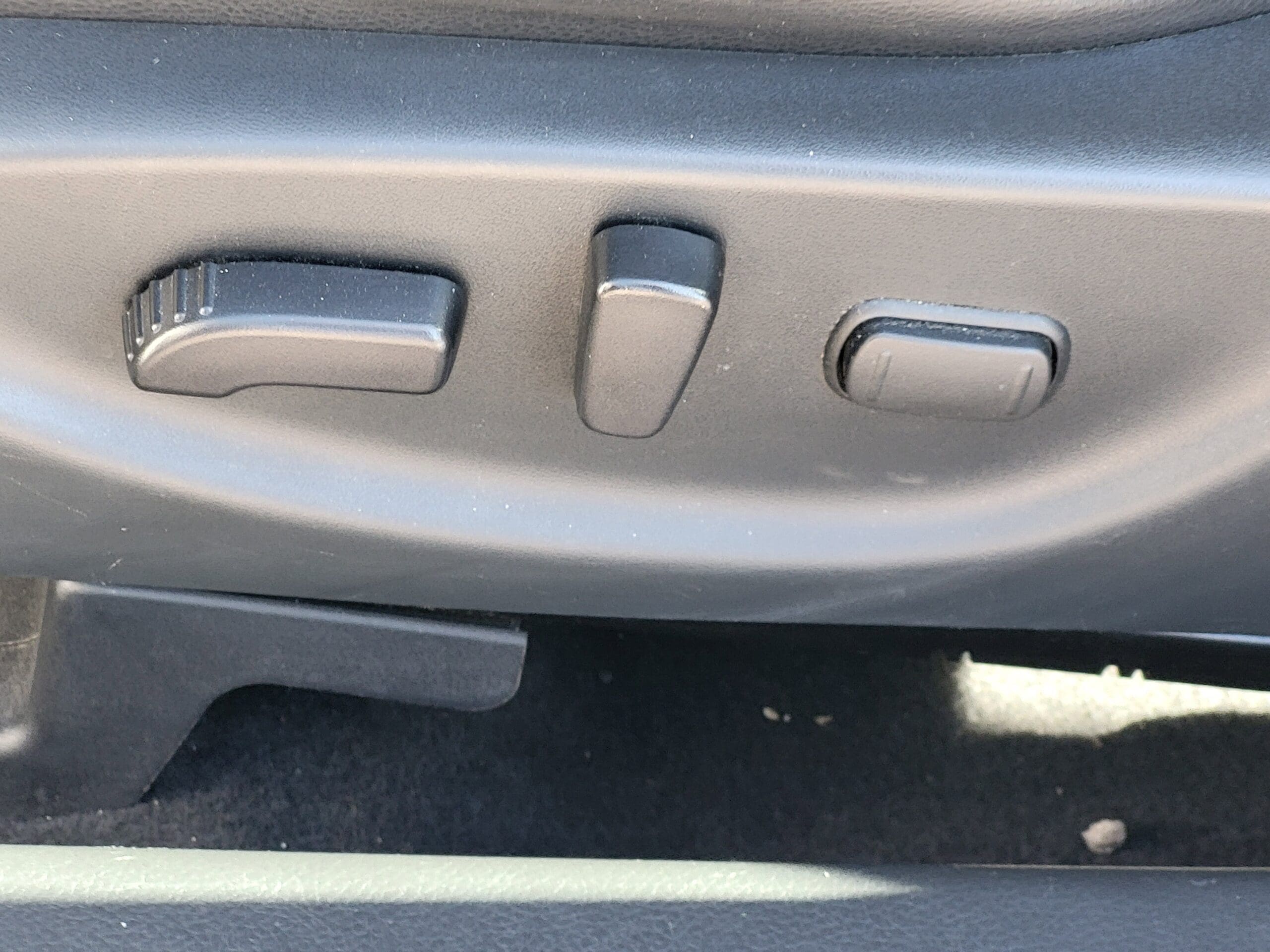 2023 Nissan Maxima - Image 8