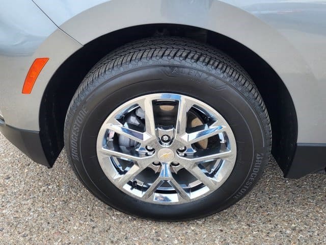 2024 Chevrolet Equinox - Image 18