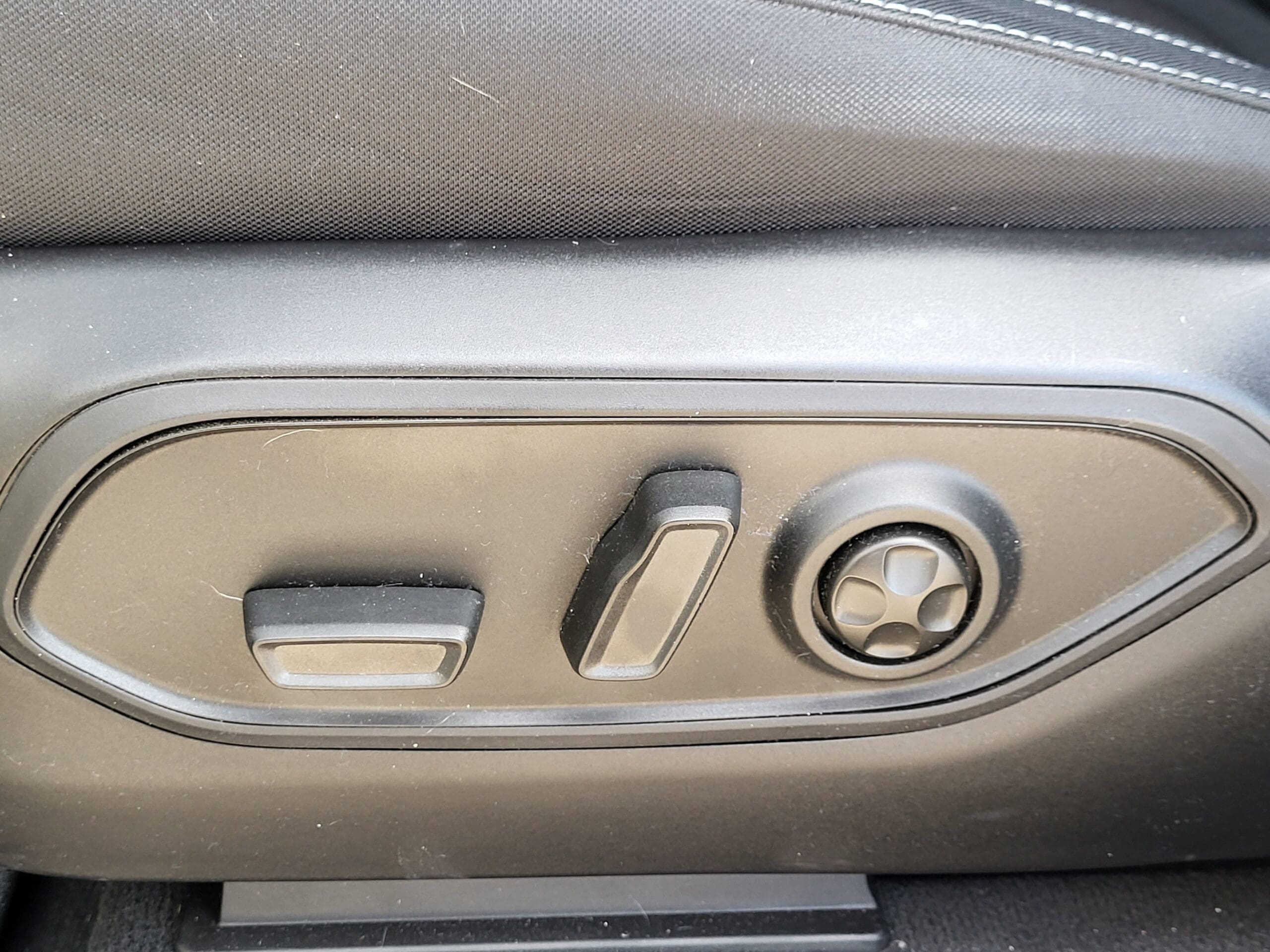 2025 Jeep Grand Cherokee - Image 7