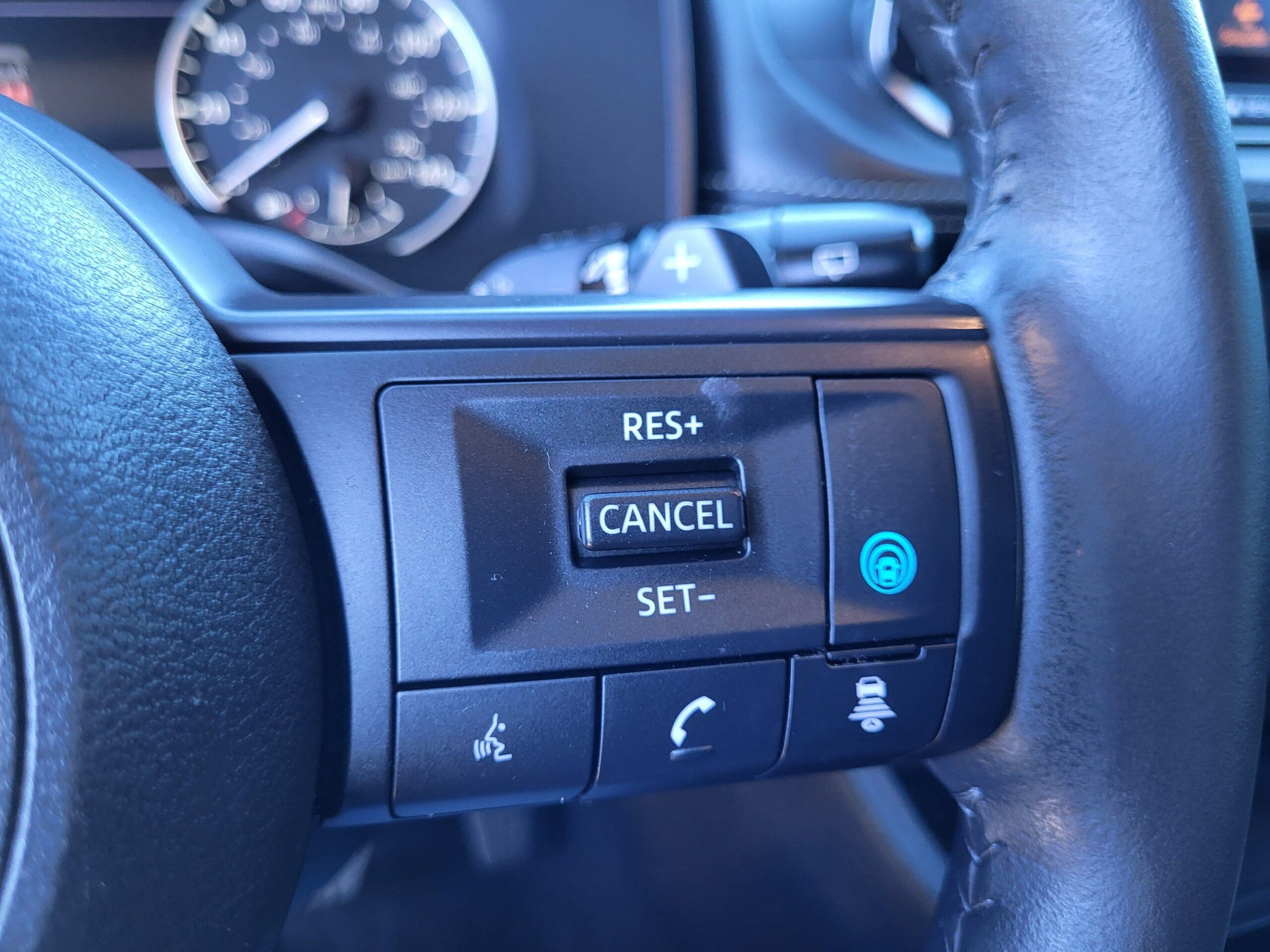 2024 Nissan Rogue - Image 21